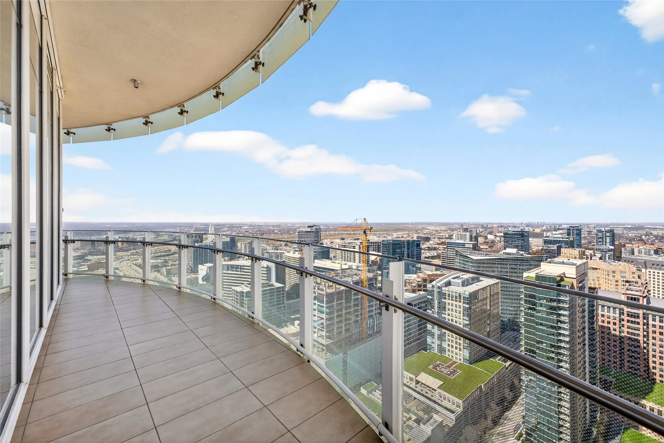 Condominium For Sale in Dallas County , 1918 Olive Street 3701, Dallas, Texas 75201, 3 Bedroom, 4 Bathroom, 4 Garage spaces, 4,681 Sqft, built in 2011, mls#21377170, Real Estate Agent in Dallas, Homes For Sale in Dallas county, Homes For Sale in Dallas, Realtor in Dallas Texas, Real Estate Brokerage Independent Realty Texas, Luminita Cordes Realtor