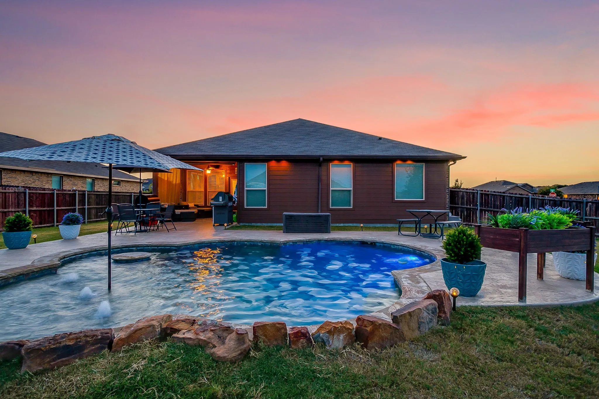 Single Family Residence For Sale in Tarrant County , 432 Windsail Lane, Azle, Texas 76020, 4 Bedroom, 2 Bathroom, 2 Garage spaces, 1,848 Sqft, built in 2019, mls#21384156, Real Estate Agent in Azle, Homes For Sale in Tarrant county, Homes For Sale in Azle, Realtor in Azle Texas, Real Estate Brokerage Independent Realty Texas, Luminita Cordes Realtor