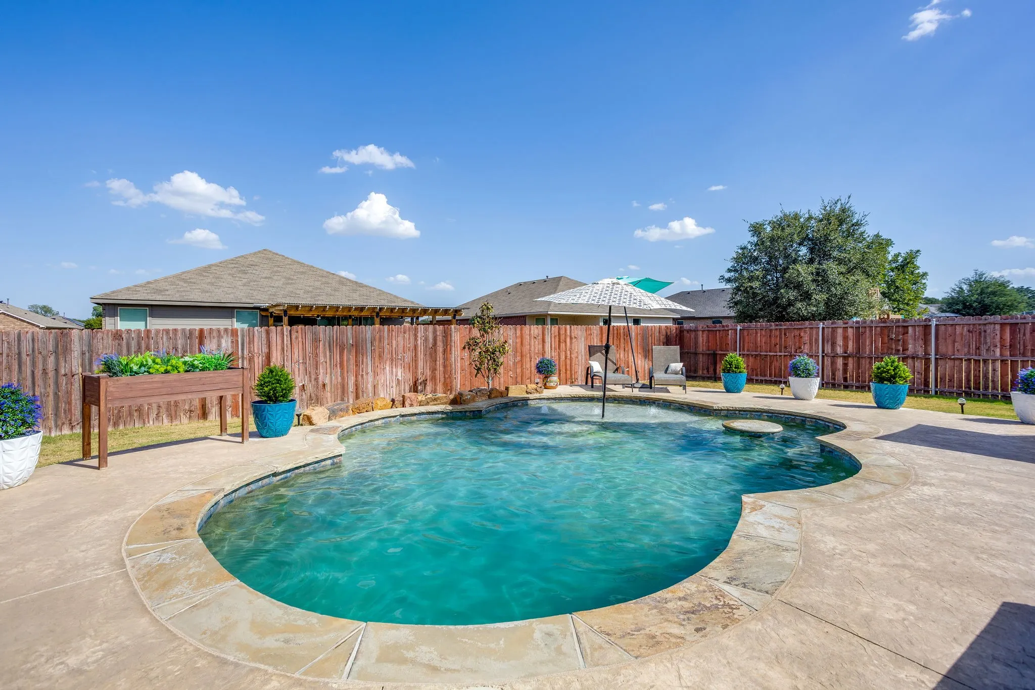 Single Family Residence For Sale in Tarrant County , 432 Windsail Lane, Azle, Texas 76020, 4 Bedroom, 2 Bathroom, 2 Garage spaces, 1,848 Sqft, built in 2019, mls#21384156, Real Estate Agent in Azle, Homes For Sale in Tarrant county, Homes For Sale in Azle, Realtor in Azle Texas, Real Estate Brokerage Independent Realty Texas, Luminita Cordes Realtor