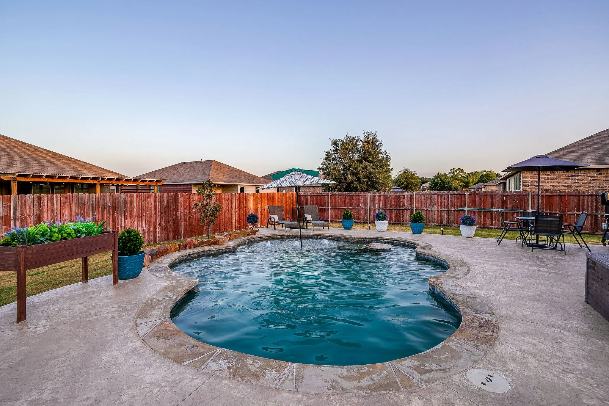 Single Family Residence For Sale in Tarrant County , 432 Windsail Lane, Azle, Texas 76020, 4 Bedroom, 2 Bathroom, 2 Garage spaces, 1,848 Sqft, built in 2019, mls#21384156, Real Estate Agent in Azle, Homes For Sale in Tarrant county, Homes For Sale in Azle, Realtor in Azle Texas, Real Estate Brokerage Independent Realty Texas, Luminita Cordes Realtor