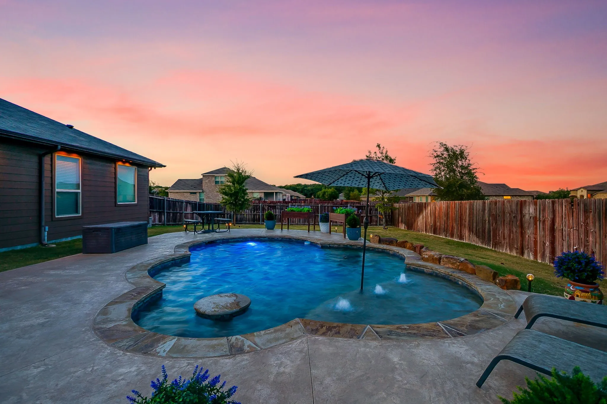 Single Family Residence For Sale in Tarrant County , 432 Windsail Lane, Azle, Texas 76020, 4 Bedroom, 2 Bathroom, 2 Garage spaces, 1,848 Sqft, built in 2019, mls#21384156, Real Estate Agent in Azle, Homes For Sale in Tarrant county, Homes For Sale in Azle, Realtor in Azle Texas, Real Estate Brokerage Independent Realty Texas, Luminita Cordes Realtor