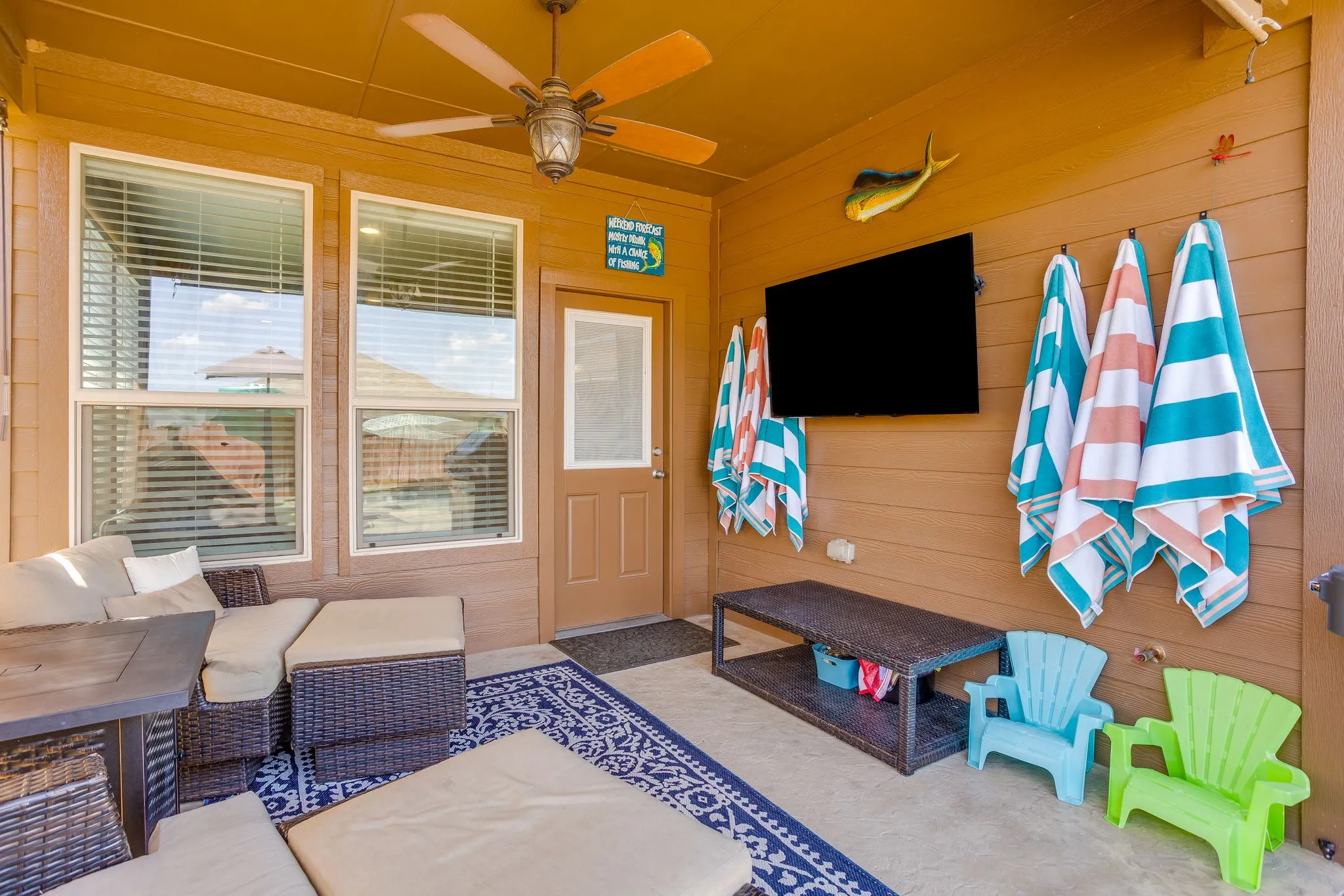 Single Family Residence For Sale in Tarrant County , 432 Windsail Lane, Azle, Texas 76020, 4 Bedroom, 2 Bathroom, 2 Garage spaces, 1,848 Sqft, built in 2019, mls#21384156, Real Estate Agent in Azle, Homes For Sale in Tarrant county, Homes For Sale in Azle, Realtor in Azle Texas, Real Estate Brokerage Independent Realty Texas, Luminita Cordes Realtor
