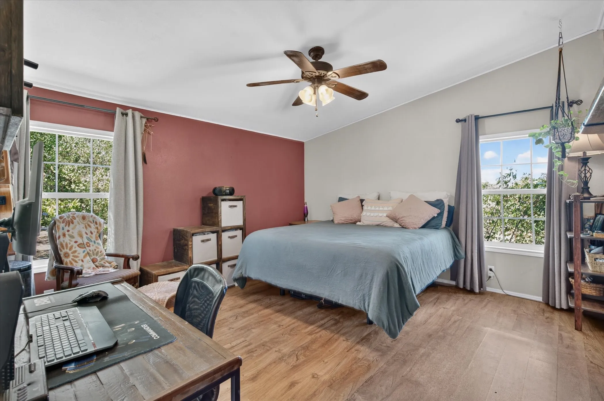 Mobile Home For Sale in Hood County , 2607 Williamson Road, Granbury, Texas 76048, 3 Bedroom, 2 Bathroom, 1 Garage spaces, 1,456 Sqft, built in 2003, mls#21388276, Real Estate Agent in Granbury, Homes For Sale in Hood county, Homes For Sale in Granbury, Realtor in Granbury Texas, Real Estate Brokerage Independent Realty Texas, Luminita Cordes Realtor