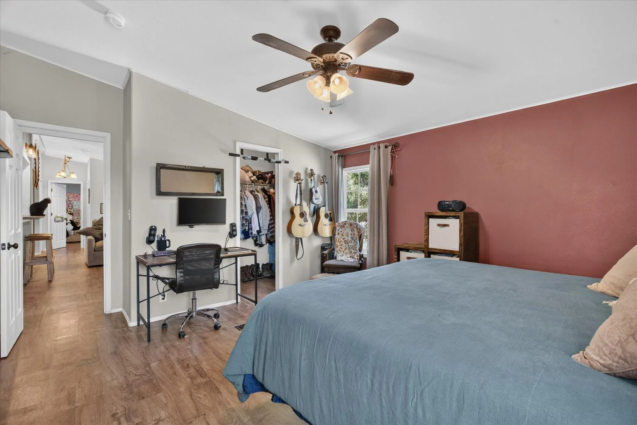Mobile Home For Sale in Hood County , 2607 Williamson Road, Granbury, Texas 76048, 3 Bedroom, 2 Bathroom, 1 Garage spaces, 1,456 Sqft, built in 2003, mls#21388276, Real Estate Agent in Granbury, Homes For Sale in Hood county, Homes For Sale in Granbury, Realtor in Granbury Texas, Real Estate Brokerage Independent Realty Texas, Luminita Cordes Realtor