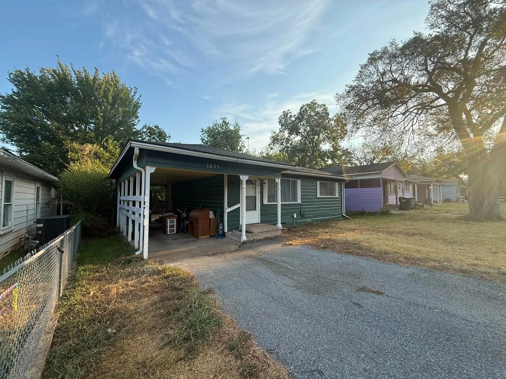 Single Family Residence For Sale in Grayson County , 1055 W Star Street, Denison, Texas 75020, 2 Bedroom, 1 Bathroom, Garage spaces, 840 Sqft, built in 1960, mls#21388976, Real Estate Agent in Denison, Homes For Sale in Grayson county, Homes For Sale in Denison, Realtor in Denison Texas, Real Estate Brokerage Independent Realty Texas, Luminita Cordes Realtor