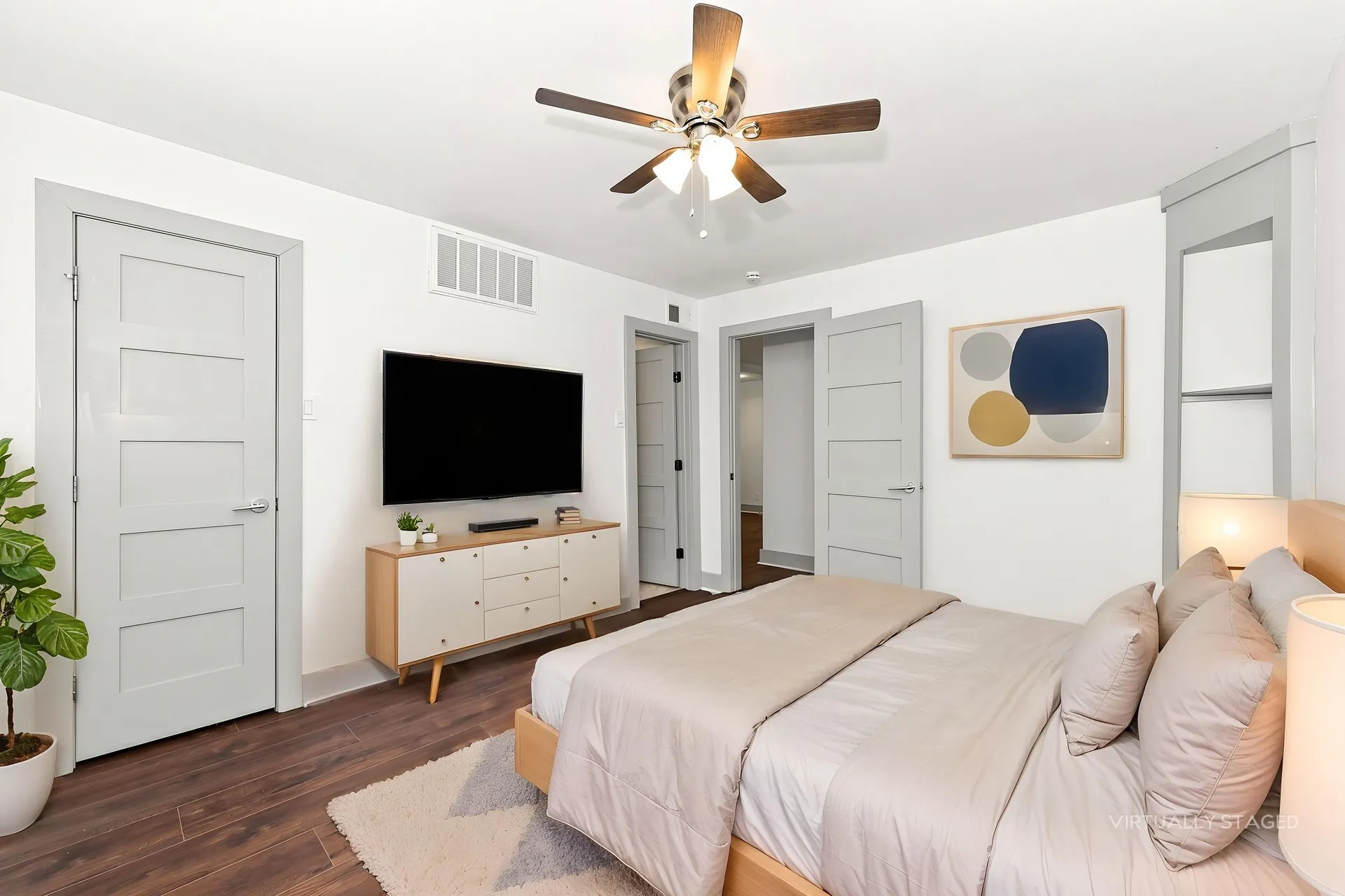 Condominium For Sale in Dallas County , 4633 Fairmount Street 104, Dallas, Texas 75219, 2 Bedroom, 2 Bathroom, Garage spaces, 773 Sqft, built in 1974, mls#21388986, Real Estate Agent in Dallas, Homes For Sale in Dallas county, Homes For Sale in Dallas, Realtor in Dallas Texas, Real Estate Brokerage Independent Realty Texas, Luminita Cordes Realtor
