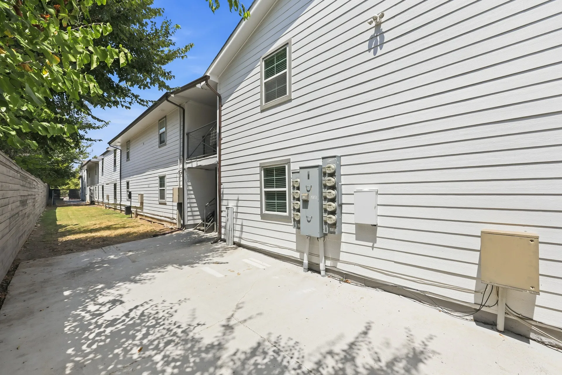 Condominium For Sale in Dallas County , 4633 Fairmount Street 104, Dallas, Texas 75219, 2 Bedroom, 2 Bathroom, Garage spaces, 773 Sqft, built in 1974, mls#21388986, Real Estate Agent in Dallas, Homes For Sale in Dallas county, Homes For Sale in Dallas, Realtor in Dallas Texas, Real Estate Brokerage Independent Realty Texas, Luminita Cordes Realtor