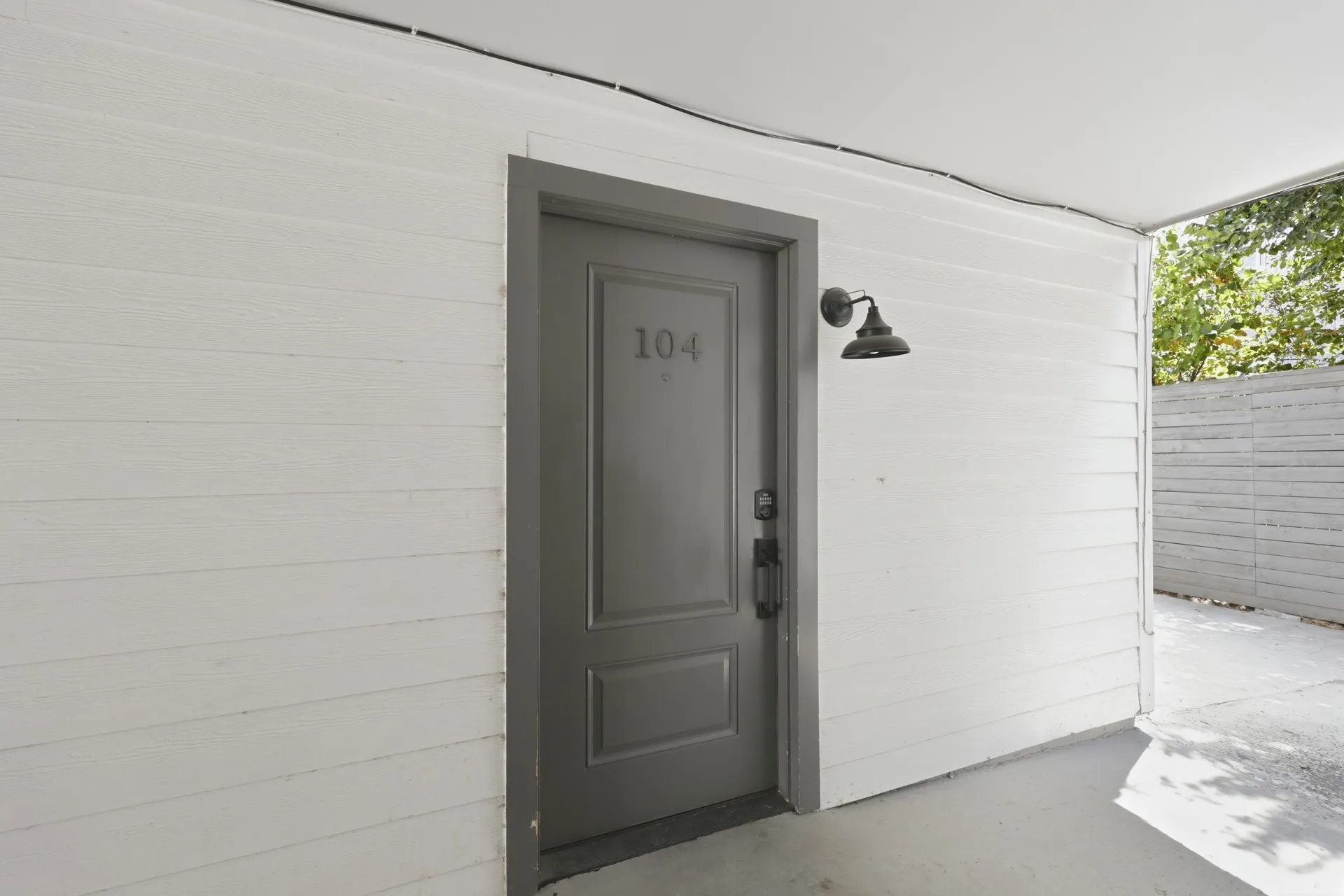 Condominium For Sale in Dallas County , 4633 Fairmount Street 104, Dallas, Texas 75219, 2 Bedroom, 2 Bathroom, Garage spaces, 773 Sqft, built in 1974, mls#21388986, Real Estate Agent in Dallas, Homes For Sale in Dallas county, Homes For Sale in Dallas, Realtor in Dallas Texas, Real Estate Brokerage Independent Realty Texas, Luminita Cordes Realtor