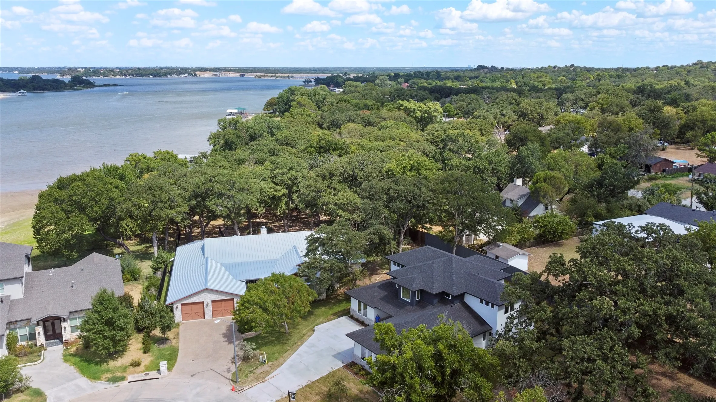 Single Family Residence For Sale in Tarrant County , 205 Familia Court, Azle, Texas 76020, 4 Bedroom, 3 Bathroom, 2 Garage spaces, 3,080 Sqft, built in 2026, mls#21388138, Real Estate Agent in Azle, Homes For Sale in Tarrant county, Homes For Sale in Azle, Realtor in Azle Texas, Real Estate Brokerage Independent Realty Texas, Luminita Cordes Realtor