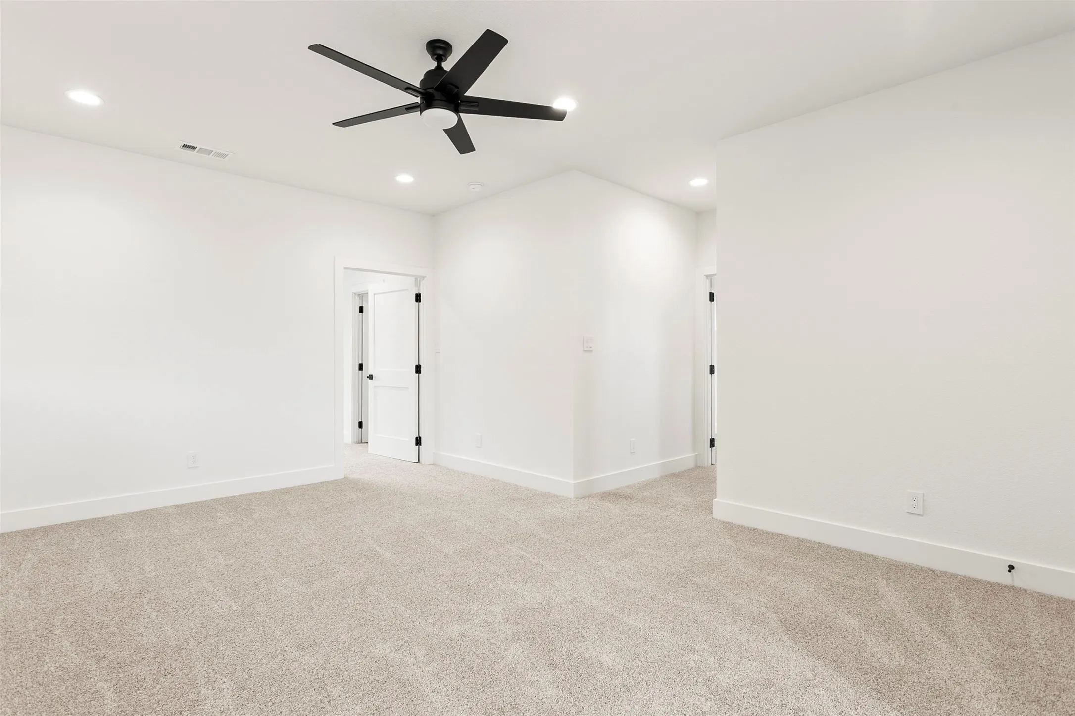 Single Family Residence For Sale in Tarrant County , 205 Familia Court, Azle, Texas 76020, 4 Bedroom, 3 Bathroom, 2 Garage spaces, 3,080 Sqft, built in 2026, mls#21388138, Real Estate Agent in Azle, Homes For Sale in Tarrant county, Homes For Sale in Azle, Realtor in Azle Texas, Real Estate Brokerage Independent Realty Texas, Luminita Cordes Realtor