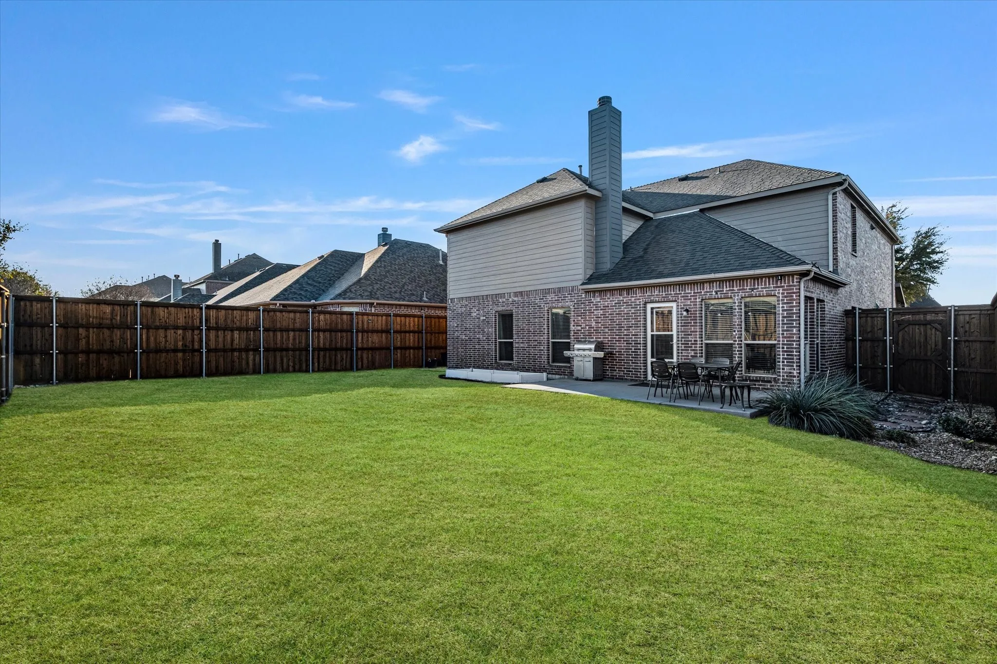Single Family Residence For Sale in Collin County , 9626 Lance Drive, Frisco, Texas 75035, 4 Bedroom, 4 Bathroom, 2 Garage spaces, 3,024 Sqft, built in 2011, mls#21387340, Real Estate Agent in Frisco, Homes For Sale in Collin county, Homes For Sale in Frisco, Realtor in Frisco Texas, Real Estate Brokerage Independent Realty Texas, Luminita Cordes Realtor