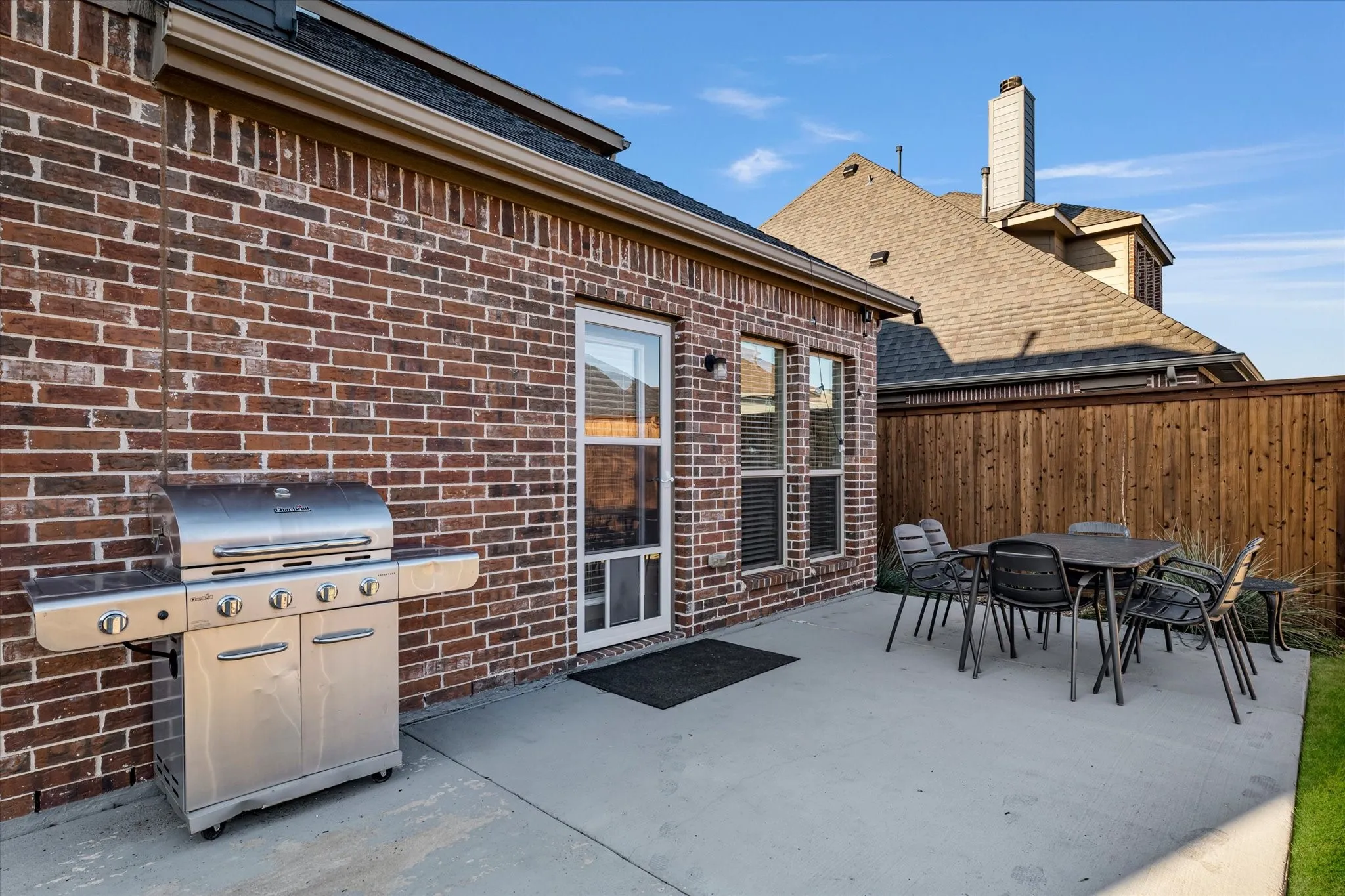 Single Family Residence For Sale in Collin County , 9626 Lance Drive, Frisco, Texas 75035, 4 Bedroom, 4 Bathroom, 2 Garage spaces, 3,024 Sqft, built in 2011, mls#21387340, Real Estate Agent in Frisco, Homes For Sale in Collin county, Homes For Sale in Frisco, Realtor in Frisco Texas, Real Estate Brokerage Independent Realty Texas, Luminita Cordes Realtor