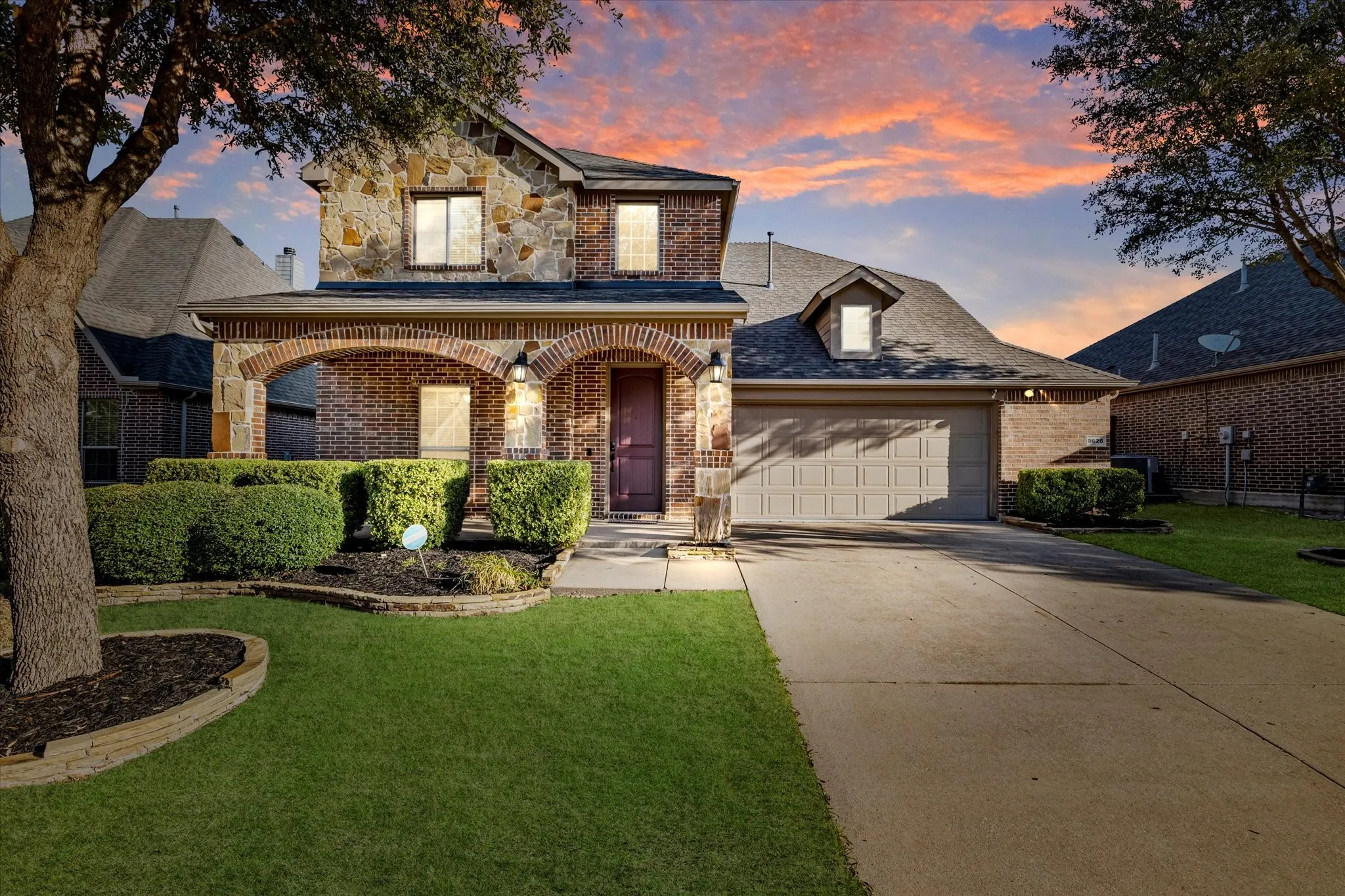Single Family Residence For Sale in Collin County , 9626 Lance Drive, Frisco, Texas 75035, 4 Bedroom, 4 Bathroom, 2 Garage spaces, 3,024 Sqft, built in 2011, mls#21387340, Real Estate Agent in Frisco, Homes For Sale in Collin county, Homes For Sale in Frisco, Realtor in Frisco Texas, Real Estate Brokerage Independent Realty Texas, Luminita Cordes Realtor