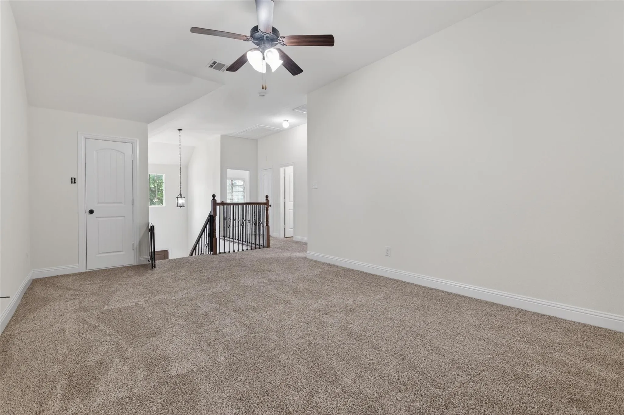 Single Family Residence For Sale in Collin County , 9626 Lance Drive, Frisco, Texas 75035, 4 Bedroom, 4 Bathroom, 2 Garage spaces, 3,024 Sqft, built in 2011, mls#21387340, Real Estate Agent in Frisco, Homes For Sale in Collin county, Homes For Sale in Frisco, Realtor in Frisco Texas, Real Estate Brokerage Independent Realty Texas, Luminita Cordes Realtor
