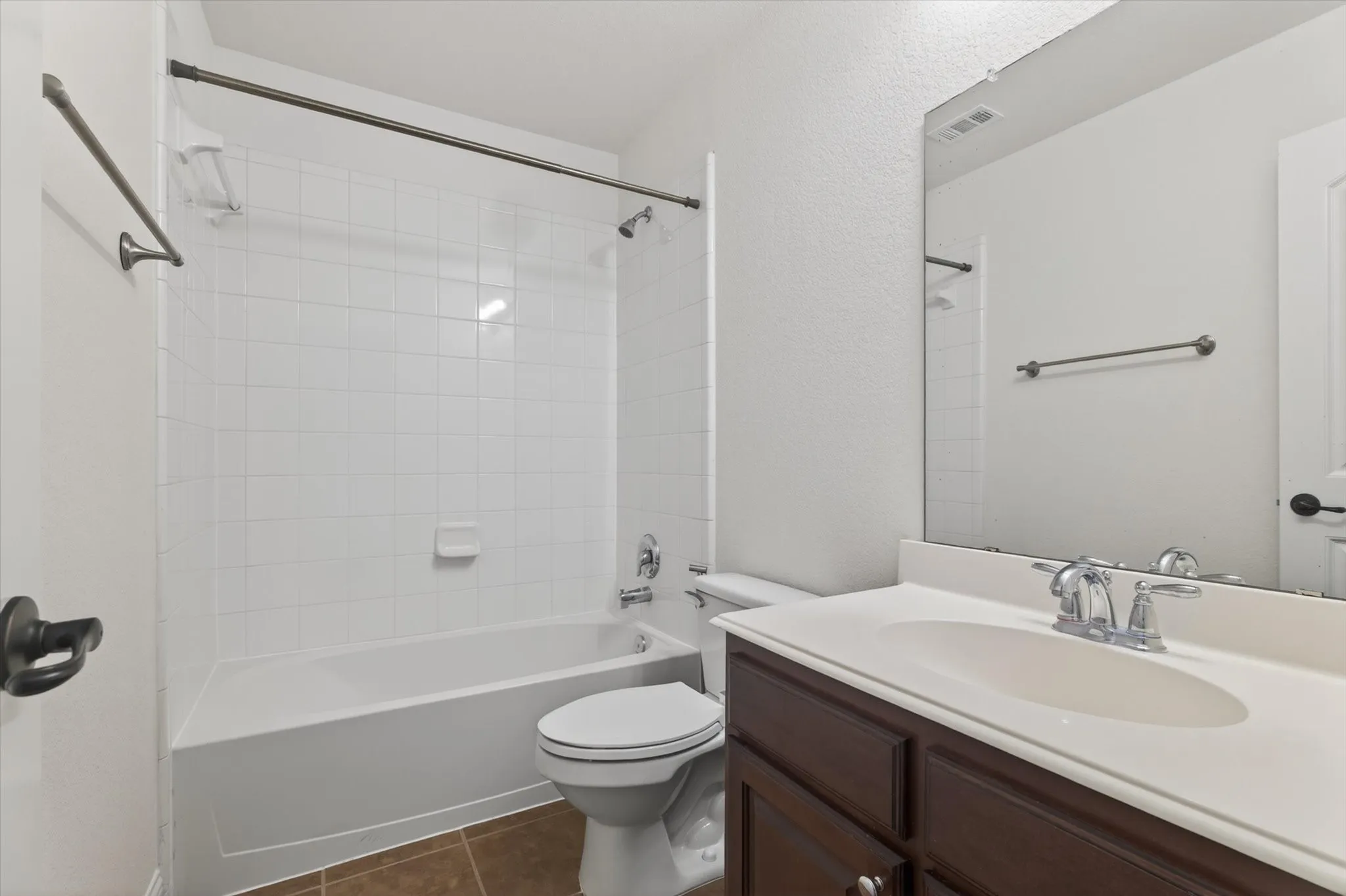 Single Family Residence For Sale in Collin County , 9626 Lance Drive, Frisco, Texas 75035, 4 Bedroom, 4 Bathroom, 2 Garage spaces, 3,024 Sqft, built in 2011, mls#21387340, Real Estate Agent in Frisco, Homes For Sale in Collin county, Homes For Sale in Frisco, Realtor in Frisco Texas, Real Estate Brokerage Independent Realty Texas, Luminita Cordes Realtor