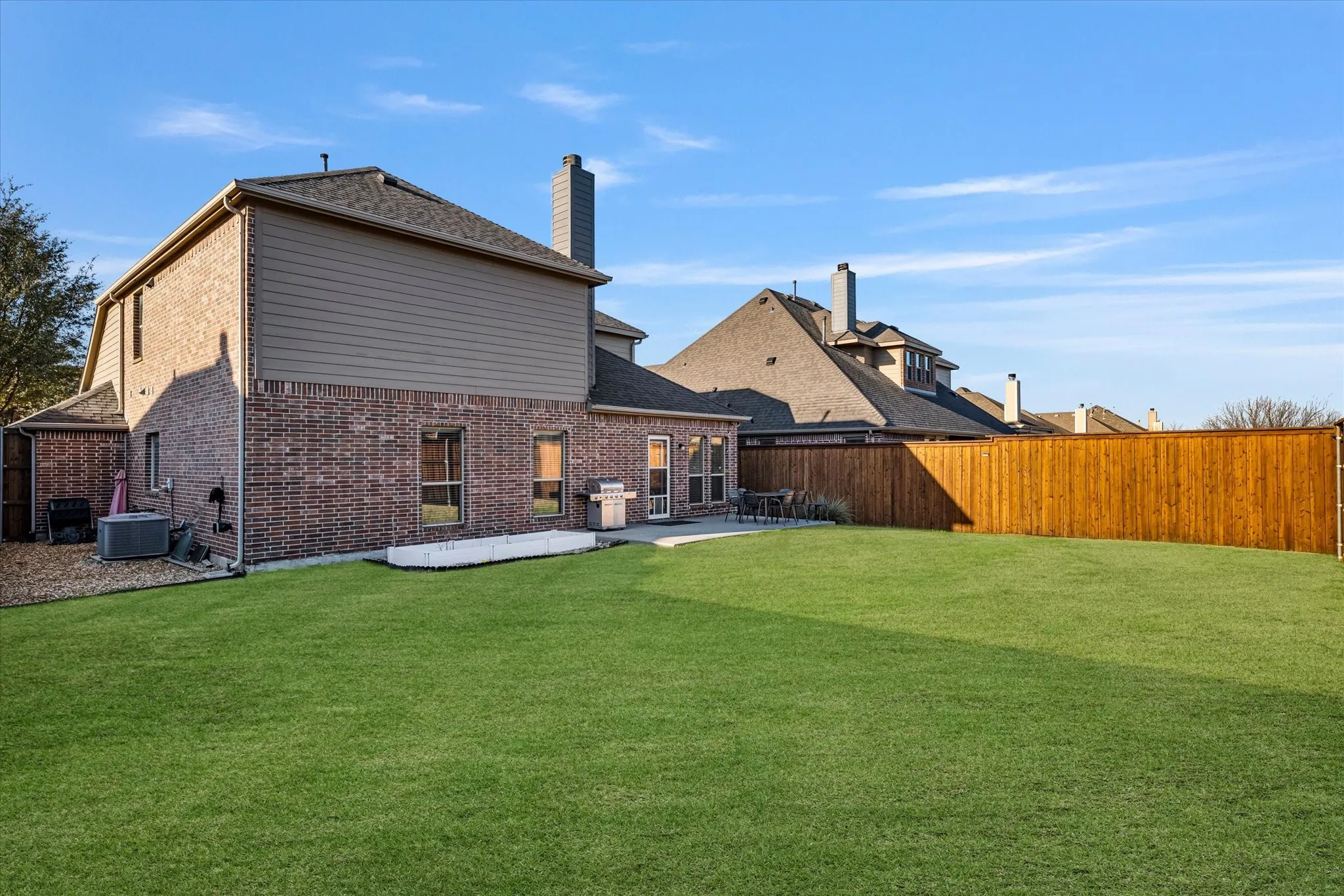 Single Family Residence For Sale in Collin County , 9626 Lance Drive, Frisco, Texas 75035, 4 Bedroom, 4 Bathroom, 2 Garage spaces, 3,024 Sqft, built in 2011, mls#21387340, Real Estate Agent in Frisco, Homes For Sale in Collin county, Homes For Sale in Frisco, Realtor in Frisco Texas, Real Estate Brokerage Independent Realty Texas, Luminita Cordes Realtor
