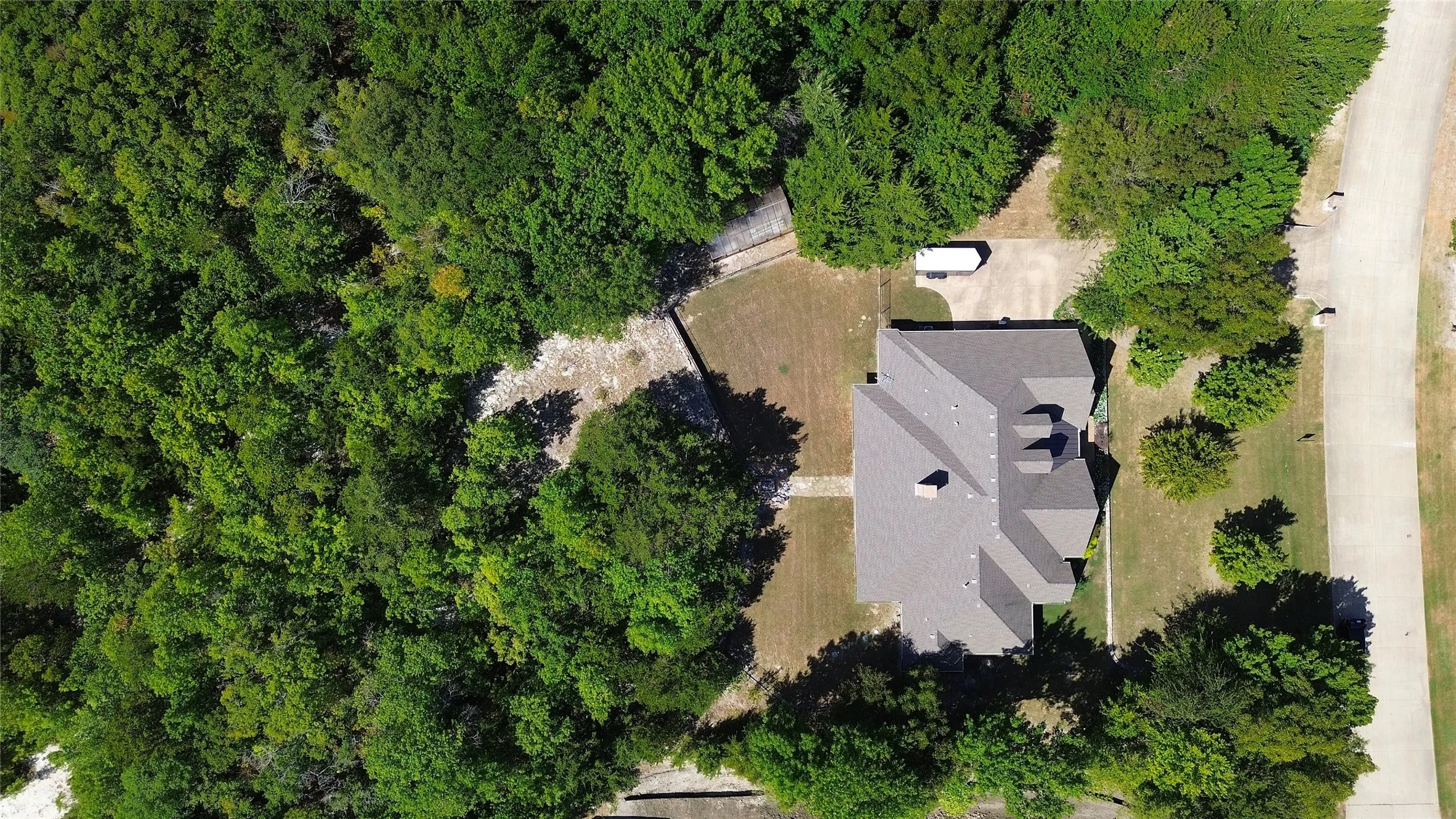 Single Family Residence For Sale in Collin County , 5410 Valley Oak Court, Mc Kinney, Texas 75071, 3 Bedroom, 4 Bathroom, 3 Garage spaces, 3,326 Sqft, built in 2011, mls#21384006, Real Estate Agent in Mc Kinney, Homes For Sale in Collin county, Homes For Sale in Mc Kinney, Realtor in Mc Kinney Texas, Real Estate Brokerage Independent Realty Texas, Luminita Cordes Realtor