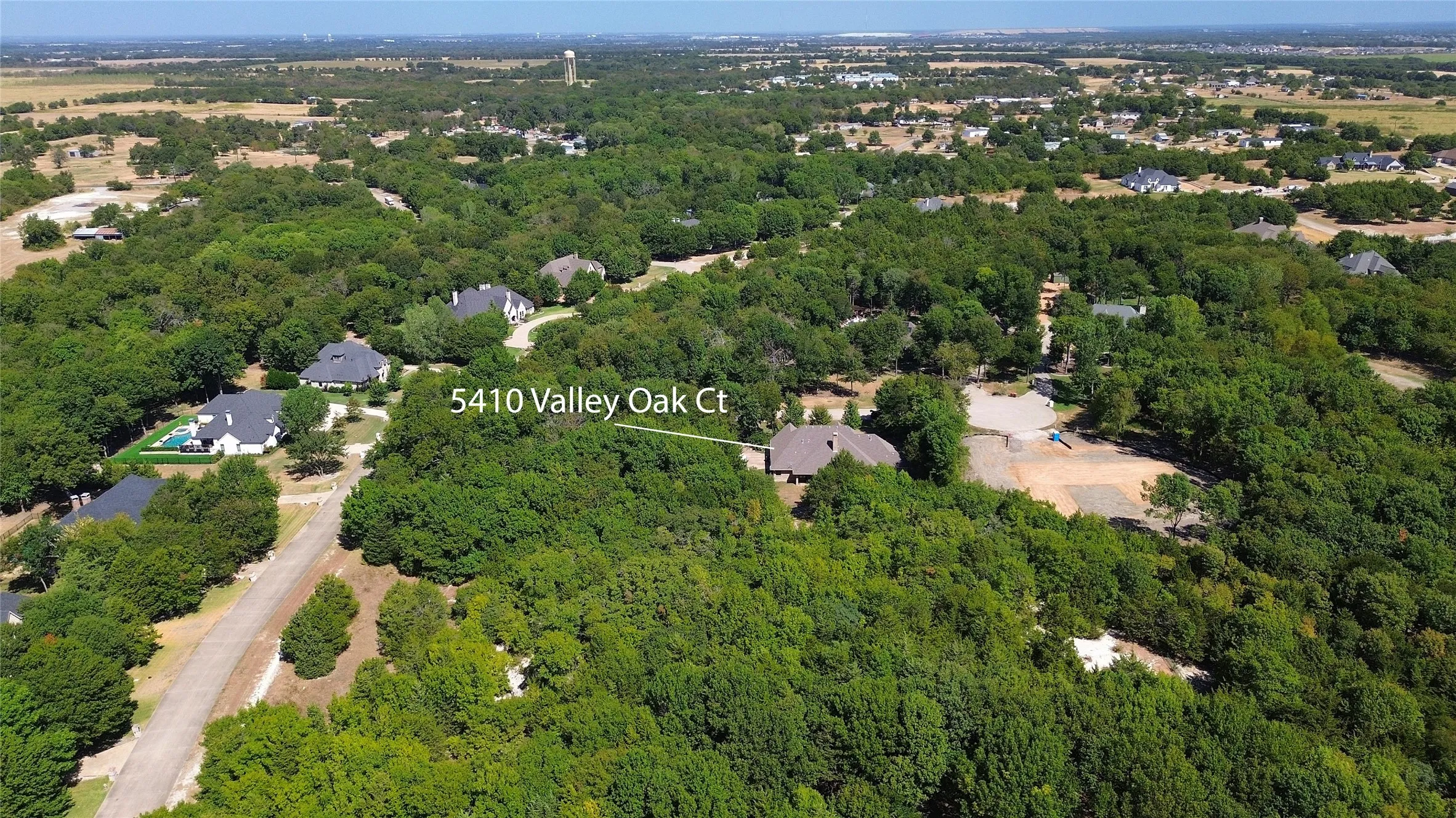 Single Family Residence For Sale in Collin County , 5410 Valley Oak Court, Mc Kinney, Texas 75071, 3 Bedroom, 4 Bathroom, 3 Garage spaces, 3,326 Sqft, built in 2011, mls#21384006, Real Estate Agent in Mc Kinney, Homes For Sale in Collin county, Homes For Sale in Mc Kinney, Realtor in Mc Kinney Texas, Real Estate Brokerage Independent Realty Texas, Luminita Cordes Realtor