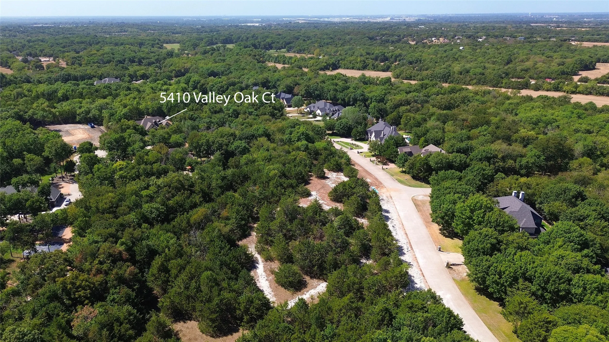 Single Family Residence For Sale in Collin County , 5410 Valley Oak Court, Mc Kinney, Texas 75071, 3 Bedroom, 4 Bathroom, 3 Garage spaces, 3,326 Sqft, built in 2011, mls#21384006, Real Estate Agent in Mc Kinney, Homes For Sale in Collin county, Homes For Sale in Mc Kinney, Realtor in Mc Kinney Texas, Real Estate Brokerage Independent Realty Texas, Luminita Cordes Realtor