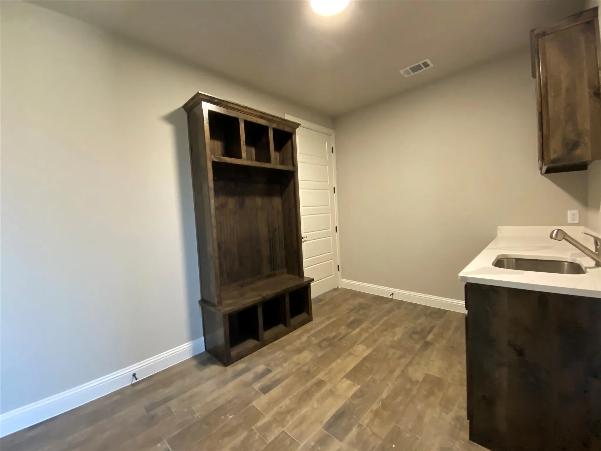 Single Family Residence For Rent in Hood County , 592 Lydia Lane, Granbury, Texas 76049, 4 Bedroom, 2 Bathroom, 2 Garage spaces, 2,832 Sqft, built in 2020, mls#21388972, Real Estate Agent in Granbury, Homes For Rent in Hood county, Homes For Rent in Granbury, Realtor in Granbury Texas, Real Estate Brokerage Independent Realty Texas, Luminita Cordes Realtor