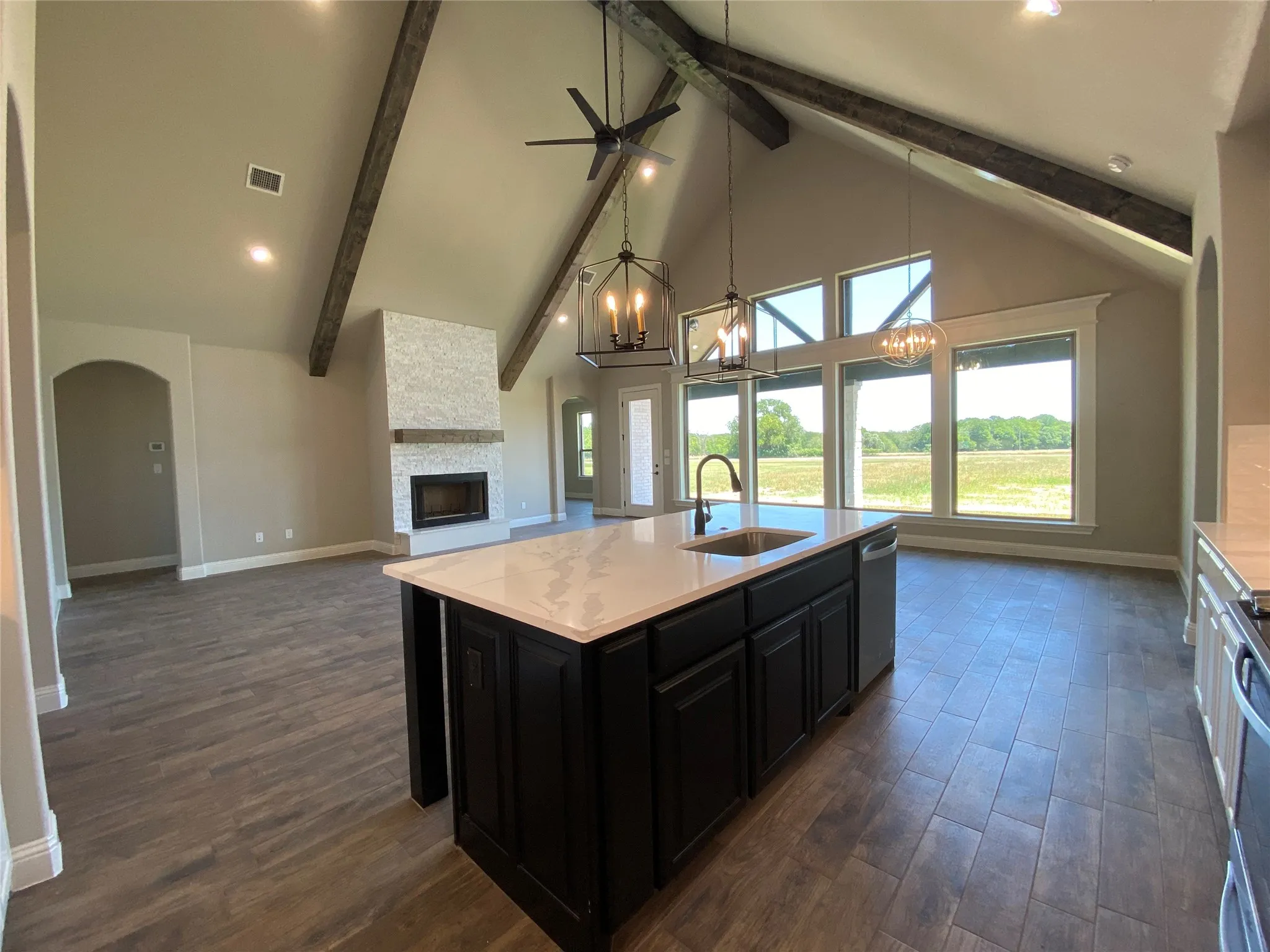 Single Family Residence For Rent in Hood County , 592 Lydia Lane, Granbury, Texas 76049, 4 Bedroom, 2 Bathroom, 2 Garage spaces, 2,832 Sqft, built in 2020, mls#21388972, Real Estate Agent in Granbury, Homes For Rent in Hood county, Homes For Rent in Granbury, Realtor in Granbury Texas, Real Estate Brokerage Independent Realty Texas, Luminita Cordes Realtor