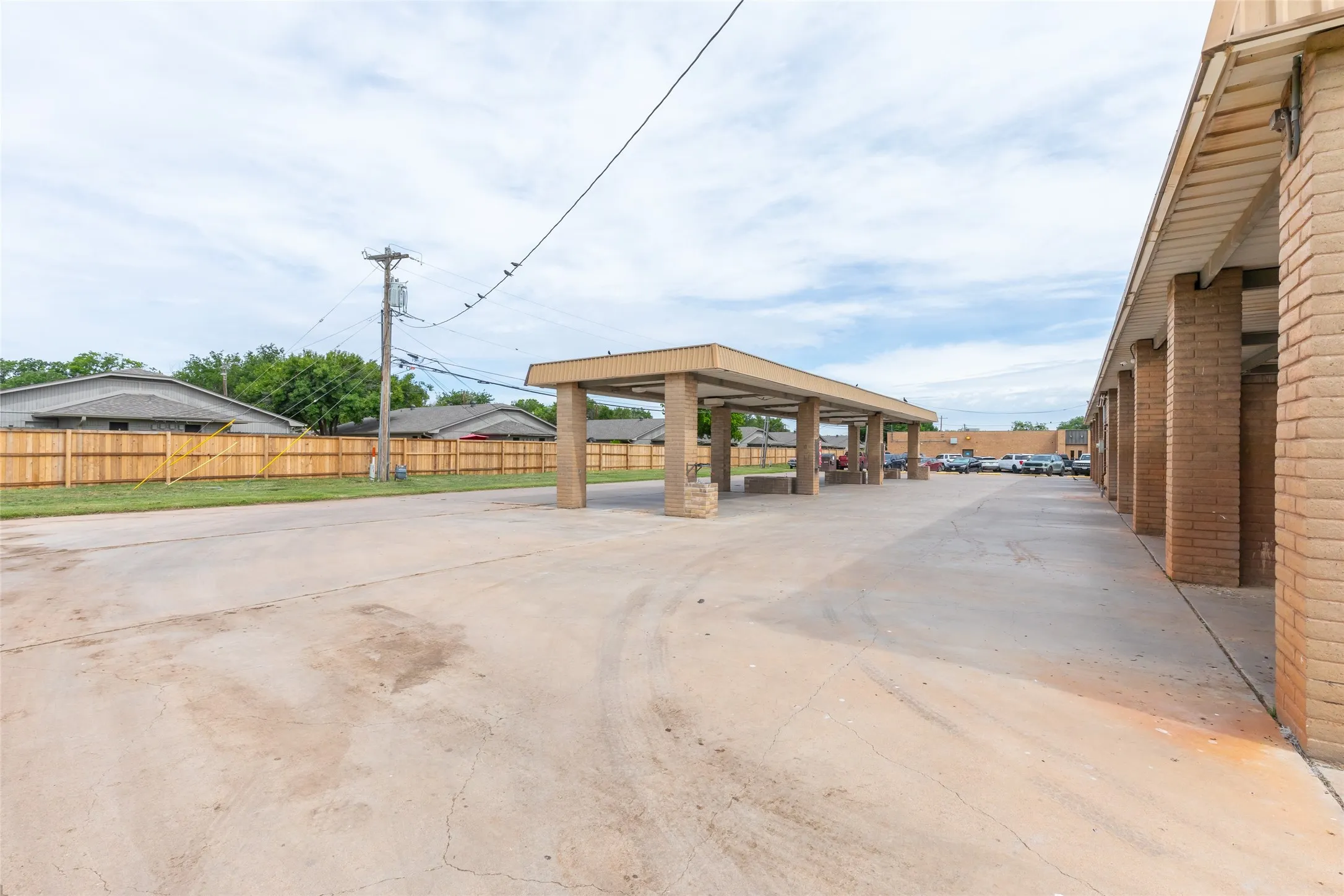 Business For Sale in Taylor County , 550 N Judge Ely Boulevard, Abilene, Texas 79601, 0, 0, Garage spaces, 0 Sqft, built in 1982, mls#21387548, Real Estate Agent in Abilene, Homes For Sale in Taylor county, Homes For Sale in Abilene, Realtor in Abilene Texas, Real Estate Brokerage Independent Realty Texas, Luminita Cordes Realtor