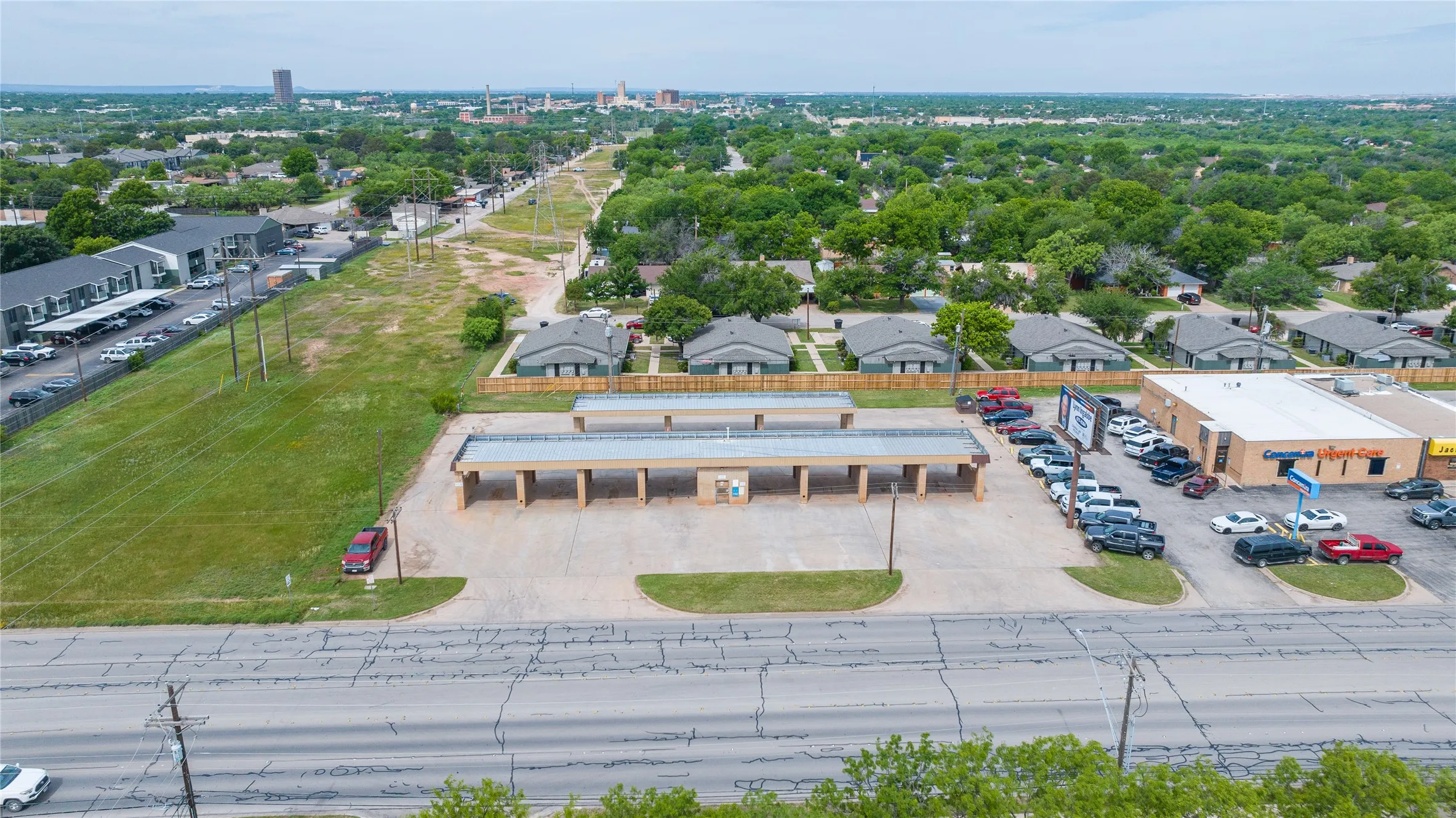 Business For Sale in Taylor County , 550 N Judge Ely Boulevard, Abilene, Texas 79601, 0, 0, Garage spaces, 0 Sqft, built in 1982, mls#21387548, Real Estate Agent in Abilene, Homes For Sale in Taylor county, Homes For Sale in Abilene, Realtor in Abilene Texas, Real Estate Brokerage Independent Realty Texas, Luminita Cordes Realtor