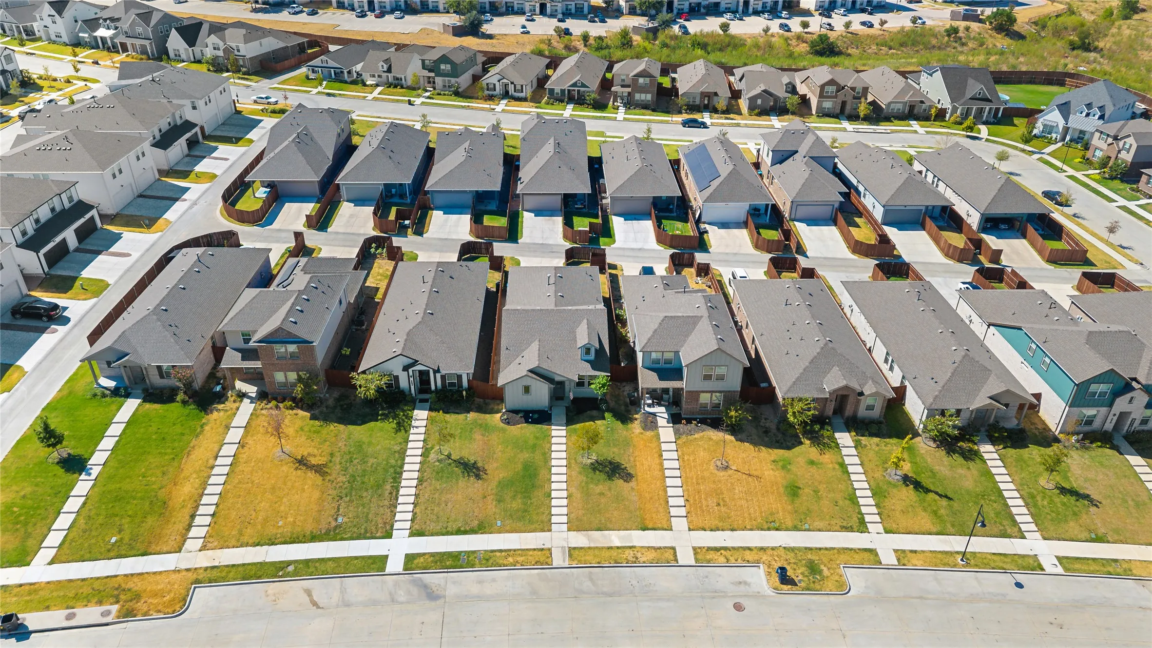Single Family Residence For Sale in Tarrant County , 6729 Windfall Drive, Fort Worth, Texas 76135, 3 Bedroom, 2 Bathroom, 2 Garage spaces, 1,628 Sqft, built in 2024, mls#21377611, Real Estate Agent in Fort Worth, Homes For Sale in Tarrant county, Homes For Sale in Fort Worth, Realtor in Fort Worth Texas, Real Estate Brokerage Independent Realty Texas, Luminita Cordes Realtor