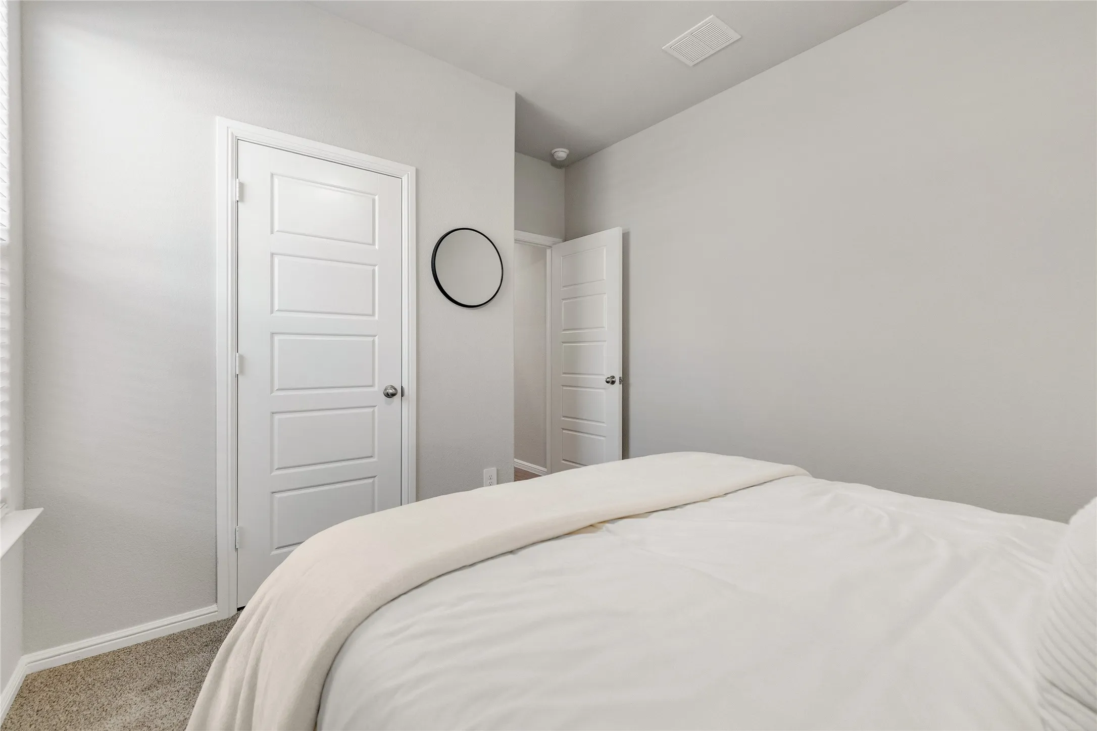 Single Family Residence For Sale in Tarrant County , 6729 Windfall Drive, Fort Worth, Texas 76135, 3 Bedroom, 2 Bathroom, 2 Garage spaces, 1,628 Sqft, built in 2024, mls#21377611, Real Estate Agent in Fort Worth, Homes For Sale in Tarrant county, Homes For Sale in Fort Worth, Realtor in Fort Worth Texas, Real Estate Brokerage Independent Realty Texas, Luminita Cordes Realtor