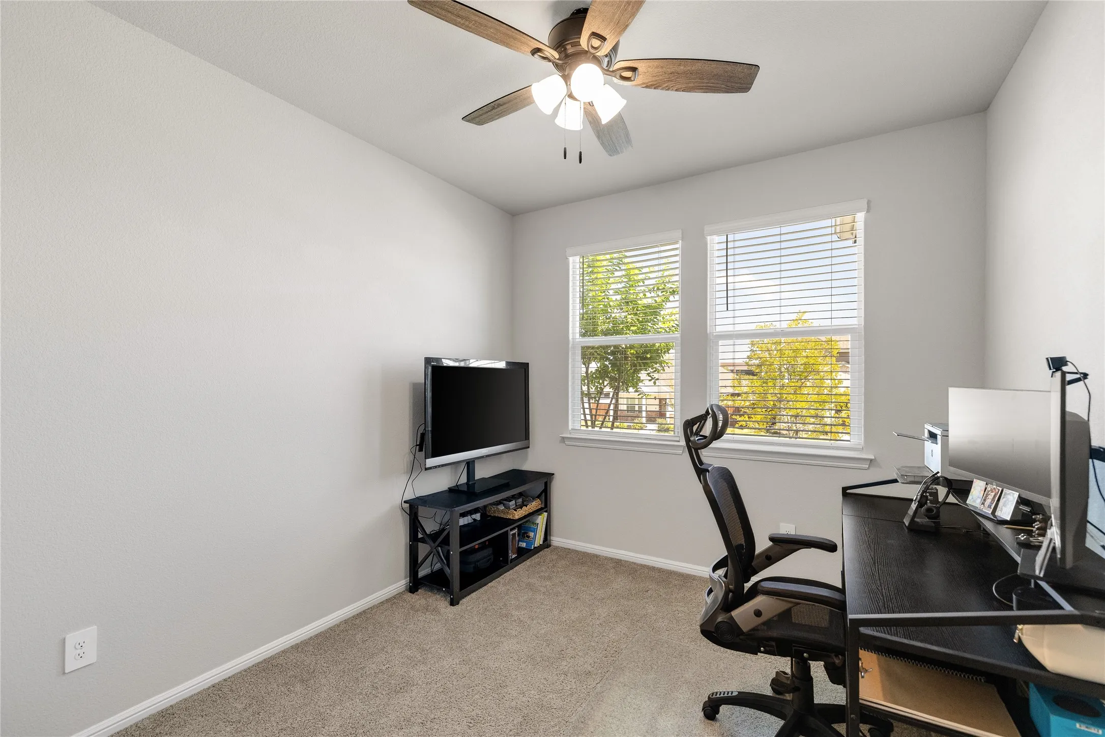 Single Family Residence For Sale in Tarrant County , 6729 Windfall Drive, Fort Worth, Texas 76135, 3 Bedroom, 2 Bathroom, 2 Garage spaces, 1,628 Sqft, built in 2024, mls#21377611, Real Estate Agent in Fort Worth, Homes For Sale in Tarrant county, Homes For Sale in Fort Worth, Realtor in Fort Worth Texas, Real Estate Brokerage Independent Realty Texas, Luminita Cordes Realtor