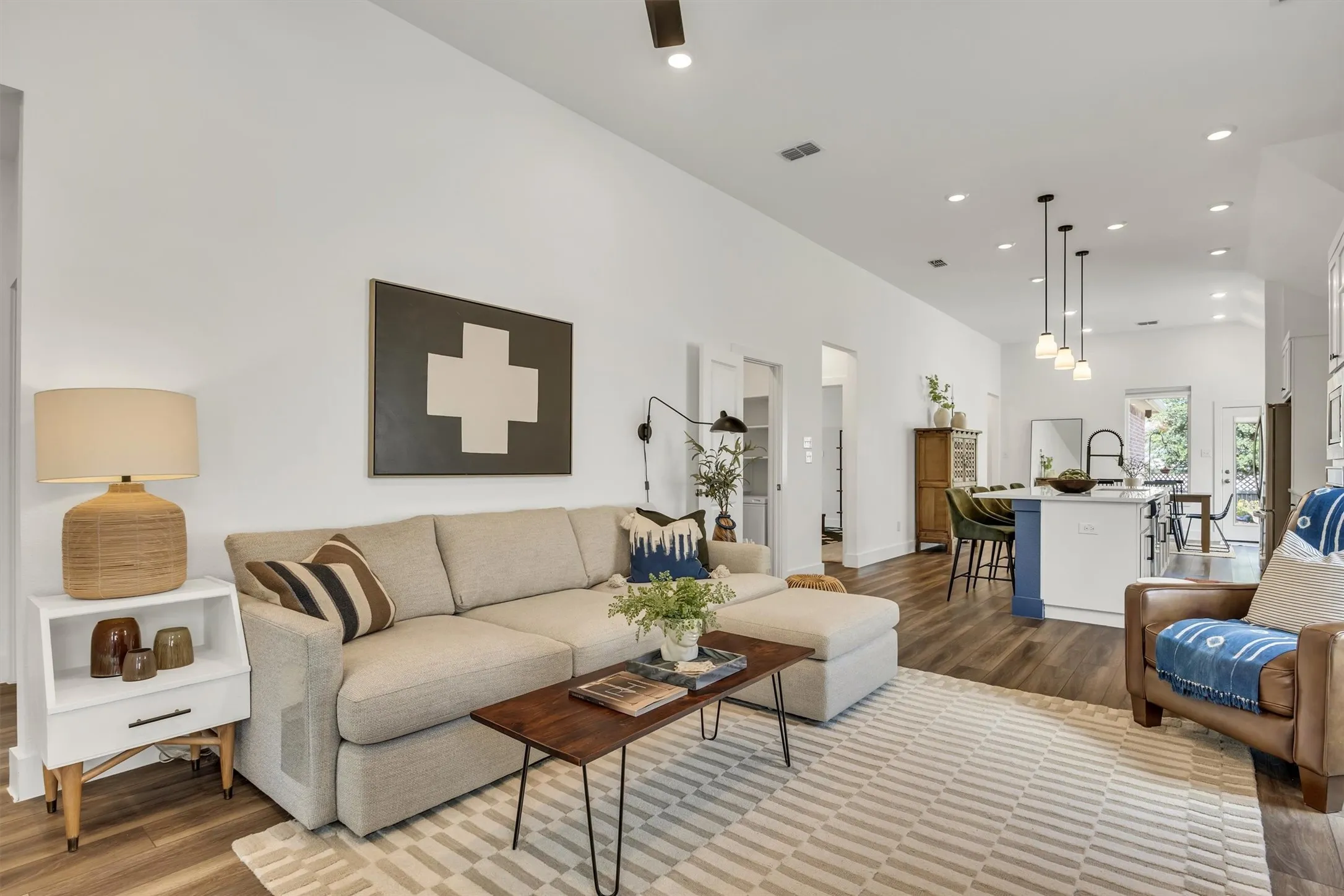 Vaulted ceiling with recessed lighting