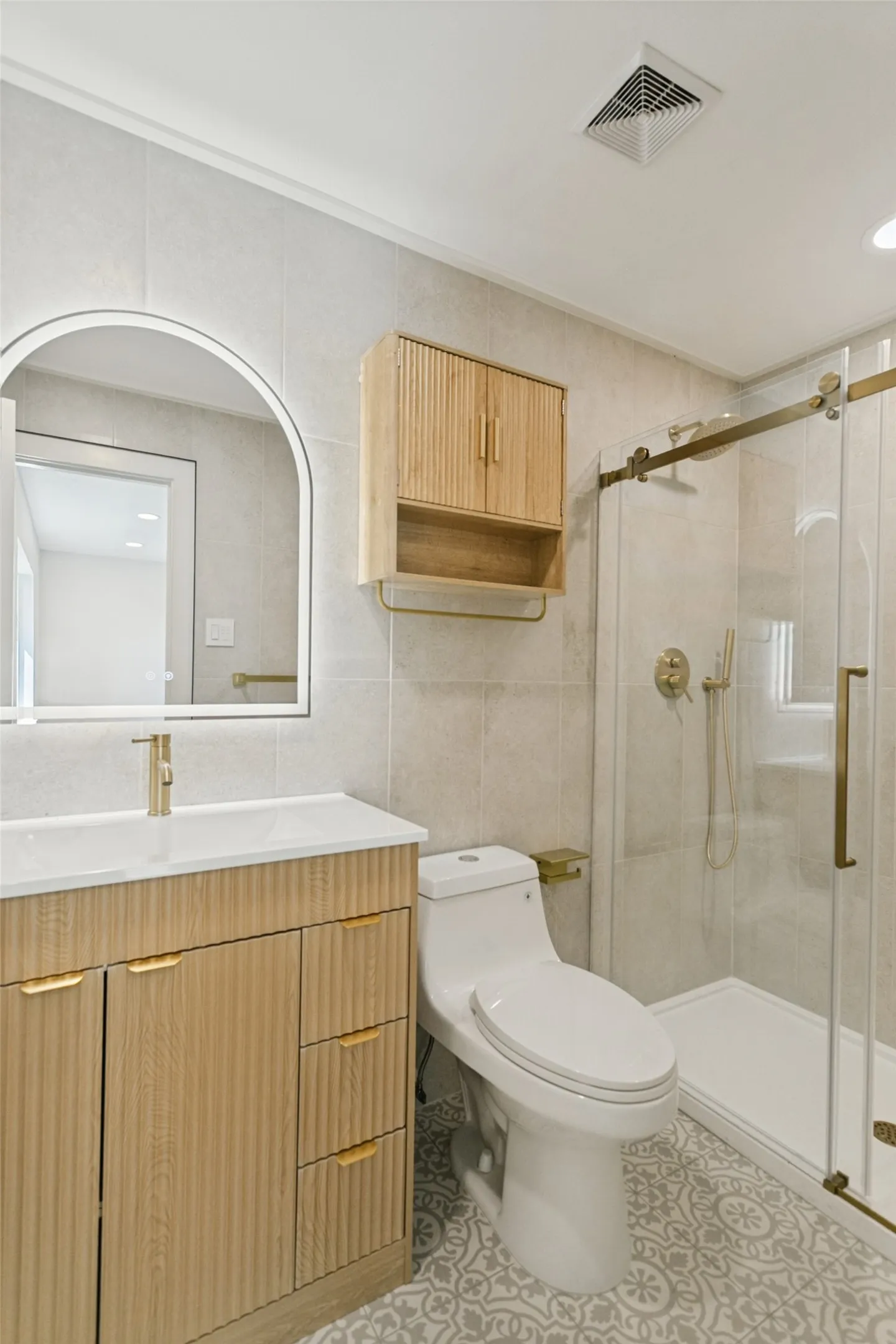 Single Family Residence For Sale in Collin County , 540 Hanover Drive, Allen, Texas 75002, 3 Bedroom, 2 Bathroom, 2 Garage spaces, 1,352 Sqft, built in 1977, mls#21388745, Real Estate Agent in Allen, Homes For Sale in Collin county, Homes For Sale in Allen, Realtor in Allen Texas, Real Estate Brokerage Independent Realty Texas, Luminita Cordes Realtor