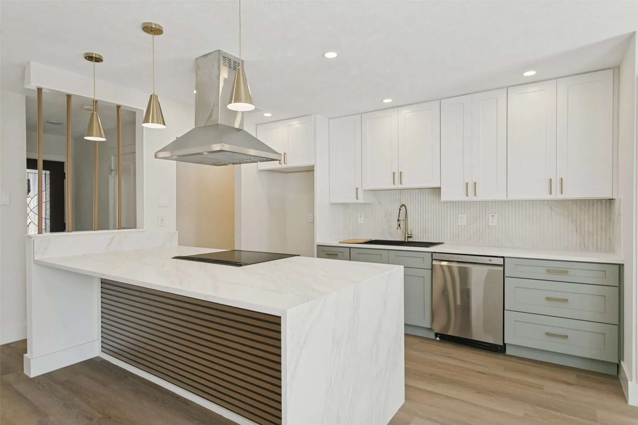 Single Family Residence For Sale in Collin County , 540 Hanover Drive, Allen, Texas 75002, 3 Bedroom, 2 Bathroom, 2 Garage spaces, 1,352 Sqft, built in 1977, mls#21388745, Real Estate Agent in Allen, Homes For Sale in Collin county, Homes For Sale in Allen, Realtor in Allen Texas, Real Estate Brokerage Independent Realty Texas, Luminita Cordes Realtor