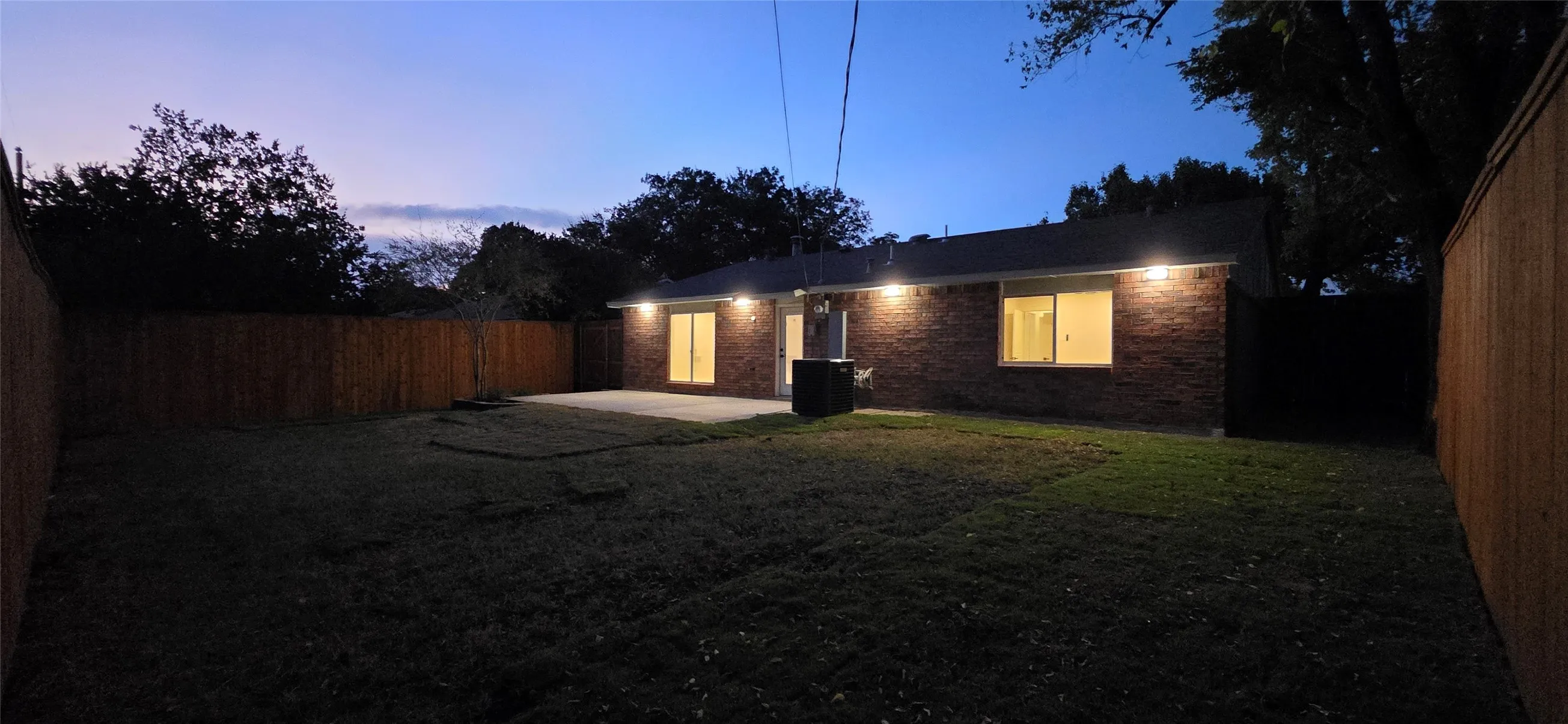Single Family Residence For Sale in Collin County , 540 Hanover Drive, Allen, Texas 75002, 3 Bedroom, 2 Bathroom, 2 Garage spaces, 1,352 Sqft, built in 1977, mls#21388745, Real Estate Agent in Allen, Homes For Sale in Collin county, Homes For Sale in Allen, Realtor in Allen Texas, Real Estate Brokerage Independent Realty Texas, Luminita Cordes Realtor