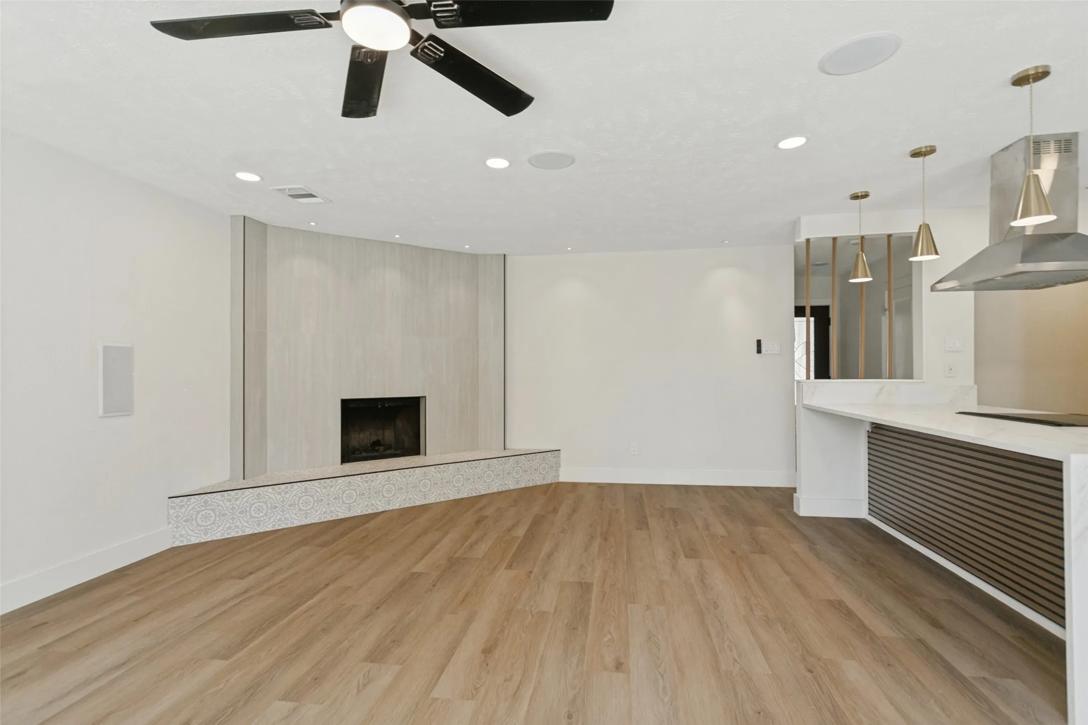 Single Family Residence For Sale in Collin County , 540 Hanover Drive, Allen, Texas 75002, 3 Bedroom, 2 Bathroom, 2 Garage spaces, 1,352 Sqft, built in 1977, mls#21388745, Real Estate Agent in Allen, Homes For Sale in Collin county, Homes For Sale in Allen, Realtor in Allen Texas, Real Estate Brokerage Independent Realty Texas, Luminita Cordes Realtor