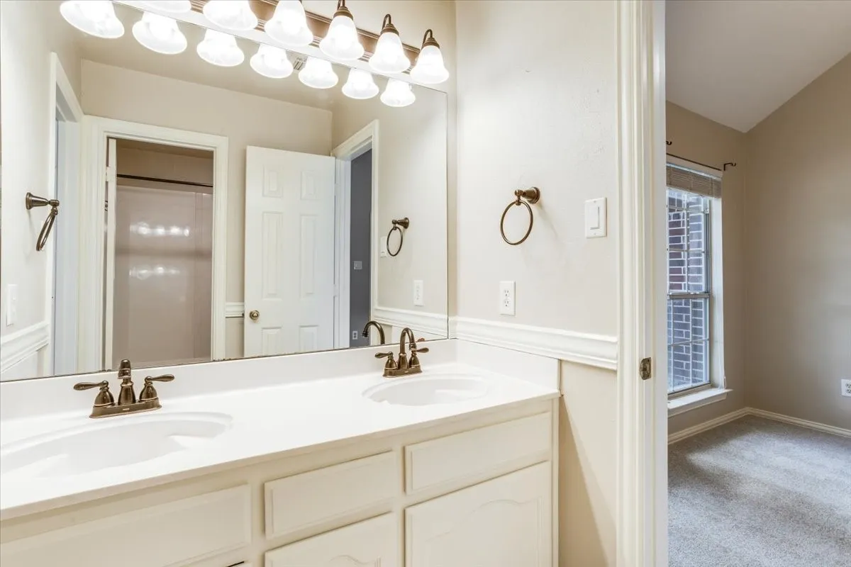 Jack and Jill Bath sinks