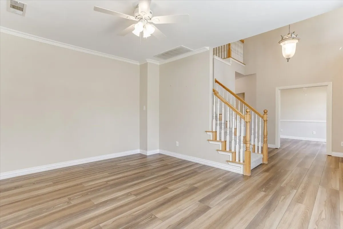 Formal living/dining