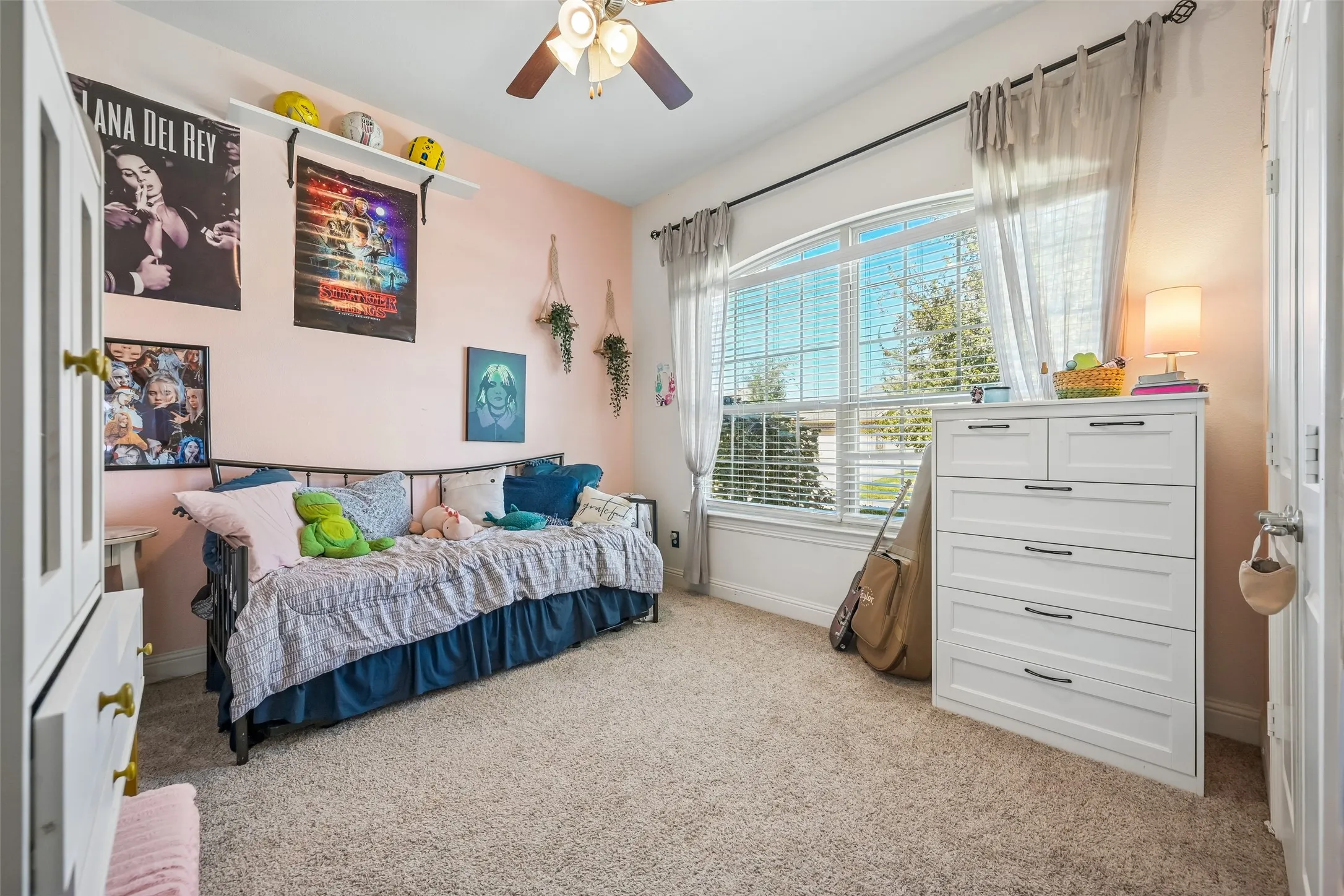 Single Family Residence For Sale in Collin County , 1713 Tumbleweed Court, Celina, Texas 75009, 4 Bedroom, 3 Bathroom, 2 Garage spaces, 2,514 Sqft, built in 2019, mls#21387980, Real Estate Agent in Celina, Homes For Sale in Collin county, Homes For Sale in Celina, Realtor in Celina Texas, Real Estate Brokerage Independent Realty Texas, Luminita Cordes Realtor