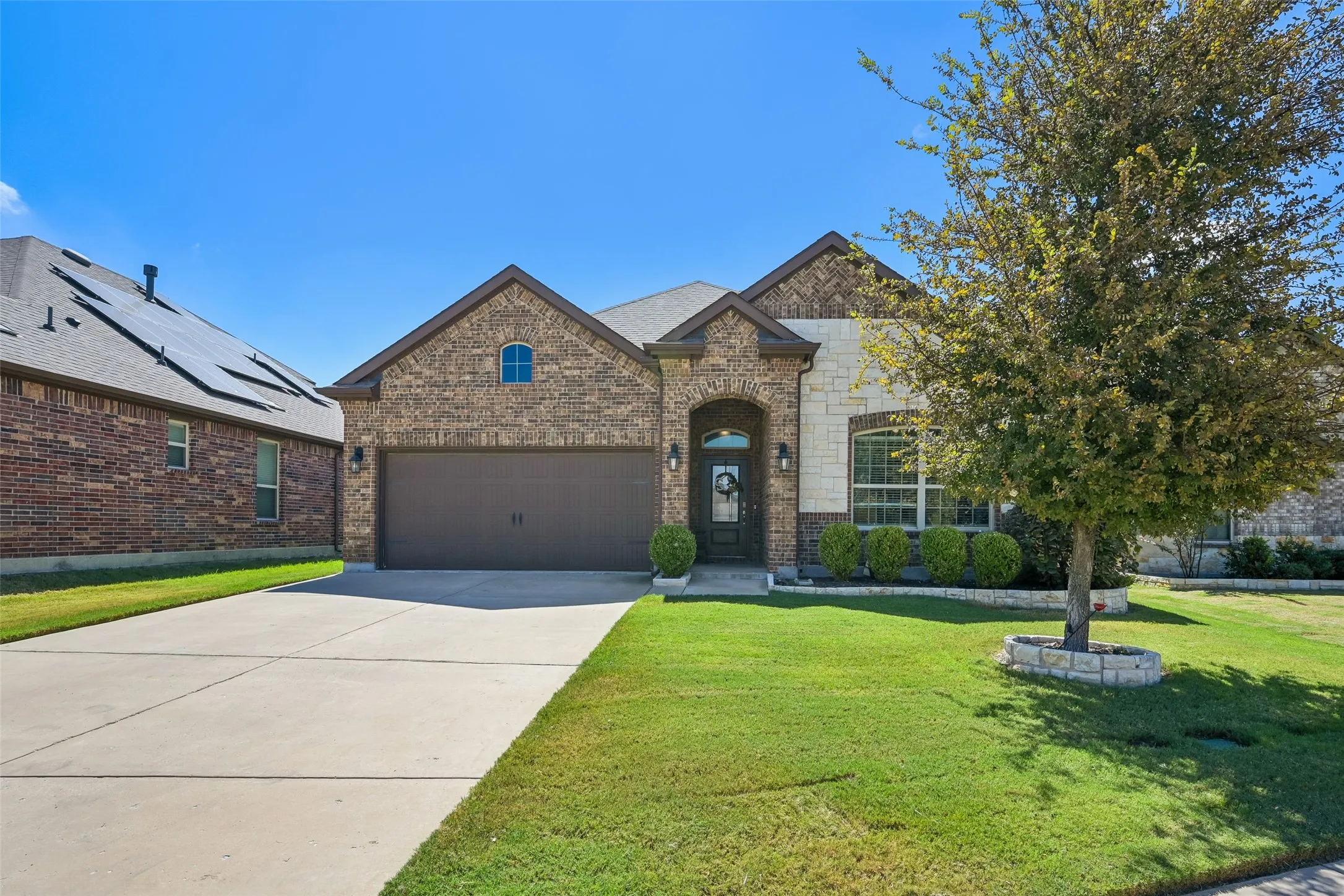 Single Family Residence For Sale in Collin County , 1713 Tumbleweed Court, Celina, Texas 75009, 4 Bedroom, 3 Bathroom, 2 Garage spaces, 2,514 Sqft, built in 2019, mls#21387980, Real Estate Agent in Celina, Homes For Sale in Collin county, Homes For Sale in Celina, Realtor in Celina Texas, Real Estate Brokerage Independent Realty Texas, Luminita Cordes Realtor