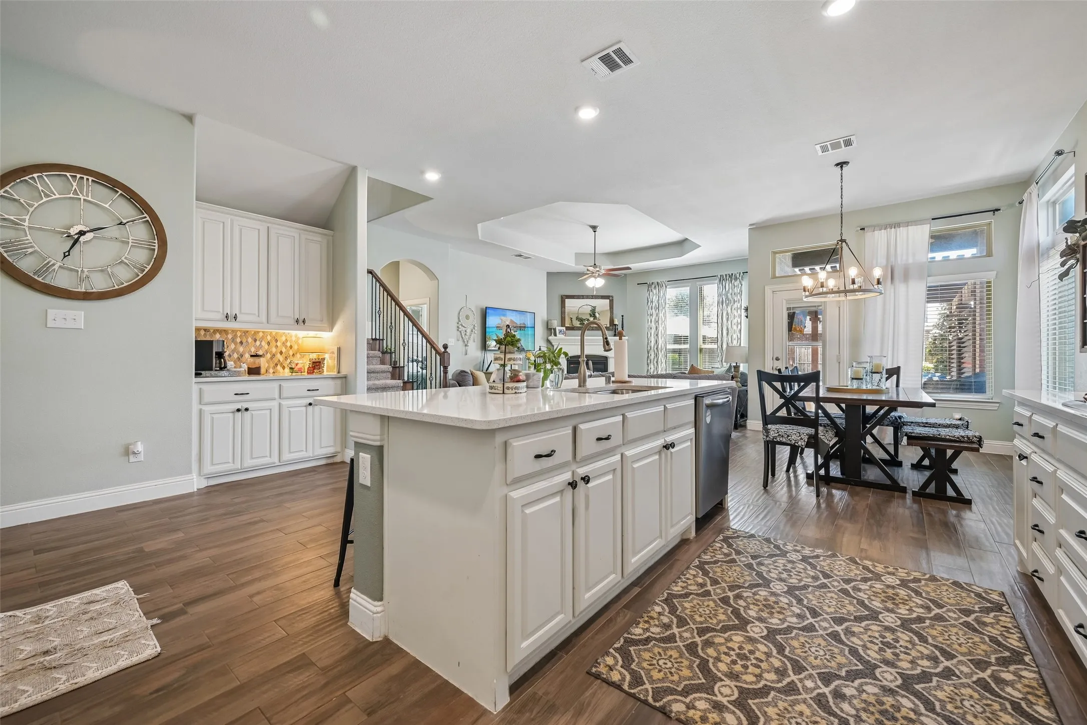 Single Family Residence For Sale in Collin County , 1713 Tumbleweed Court, Celina, Texas 75009, 4 Bedroom, 3 Bathroom, 2 Garage spaces, 2,514 Sqft, built in 2019, mls#21387980, Real Estate Agent in Celina, Homes For Sale in Collin county, Homes For Sale in Celina, Realtor in Celina Texas, Real Estate Brokerage Independent Realty Texas, Luminita Cordes Realtor