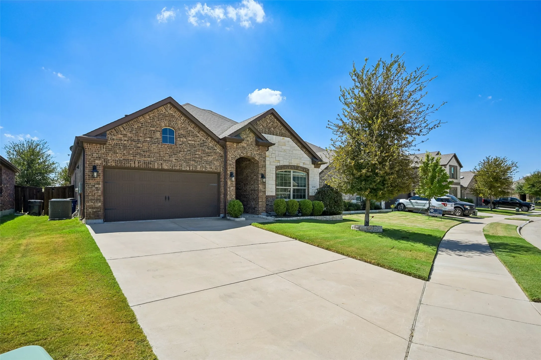 Single Family Residence For Sale in Collin County , 1713 Tumbleweed Court, Celina, Texas 75009, 4 Bedroom, 3 Bathroom, 2 Garage spaces, 2,514 Sqft, built in 2019, mls#21387980, Real Estate Agent in Celina, Homes For Sale in Collin county, Homes For Sale in Celina, Realtor in Celina Texas, Real Estate Brokerage Independent Realty Texas, Luminita Cordes Realtor