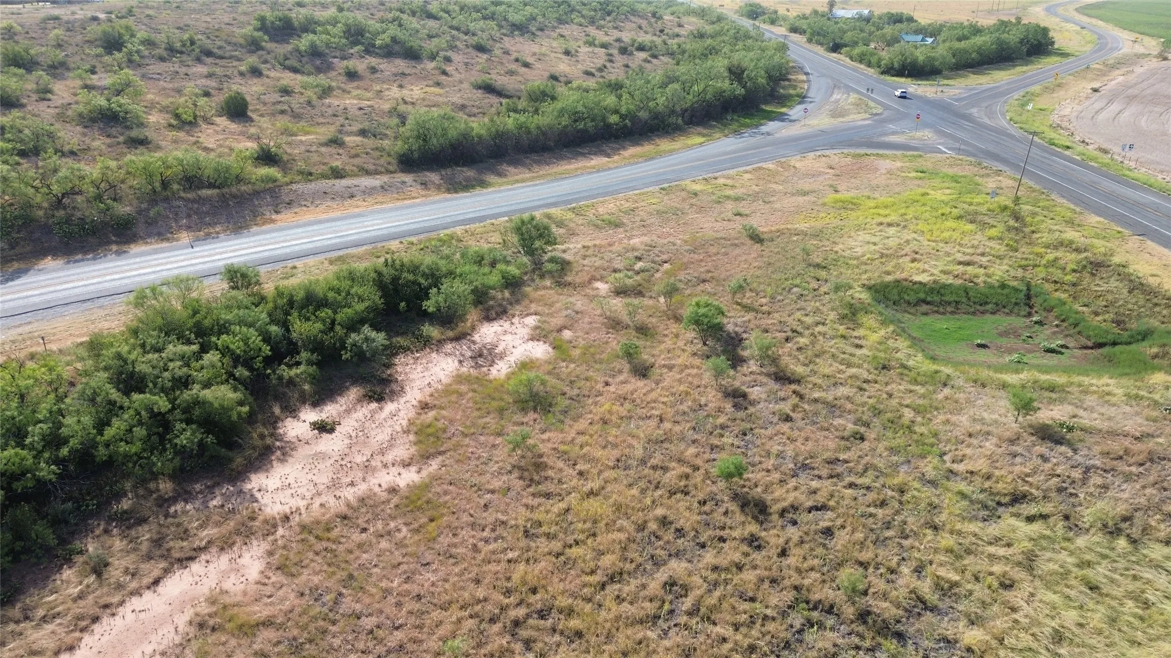 Ranch For Sale in Runnels County , 3196 FM 2111, Ballinger, Texas 76821, 0, 0, Garage spaces, 0 Sqft, built in 0, mls#21387437, Real Estate Agent in Ballinger, Homes For Sale in Runnels county, Homes For Sale in Ballinger, Realtor in Ballinger Texas, Real Estate Brokerage Independent Realty Texas, Luminita Cordes Realtor