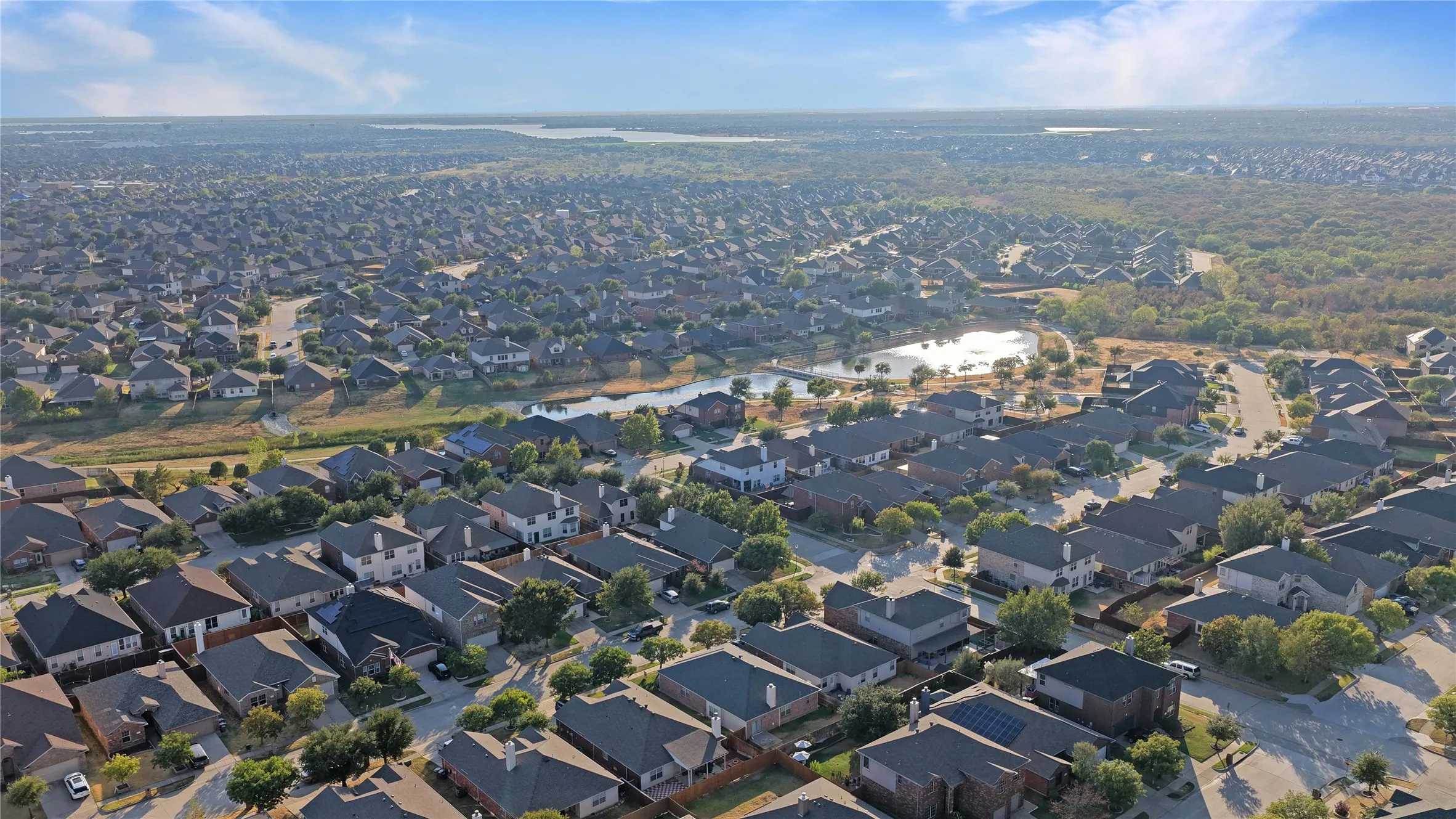 Single Family Residence For Sale in Denton County , 14620 Little Anne Drive, Little Elm, Texas 75068, 3 Bedroom, 2 Bathroom, 2 Garage spaces, 1,962 Sqft, built in 2003, mls#21389003, Real Estate Agent in Little Elm, Homes For Sale in Denton county, Homes For Sale in Little Elm, Realtor in Little Elm Texas, Real Estate Brokerage Independent Realty Texas, Luminita Cordes Realtor