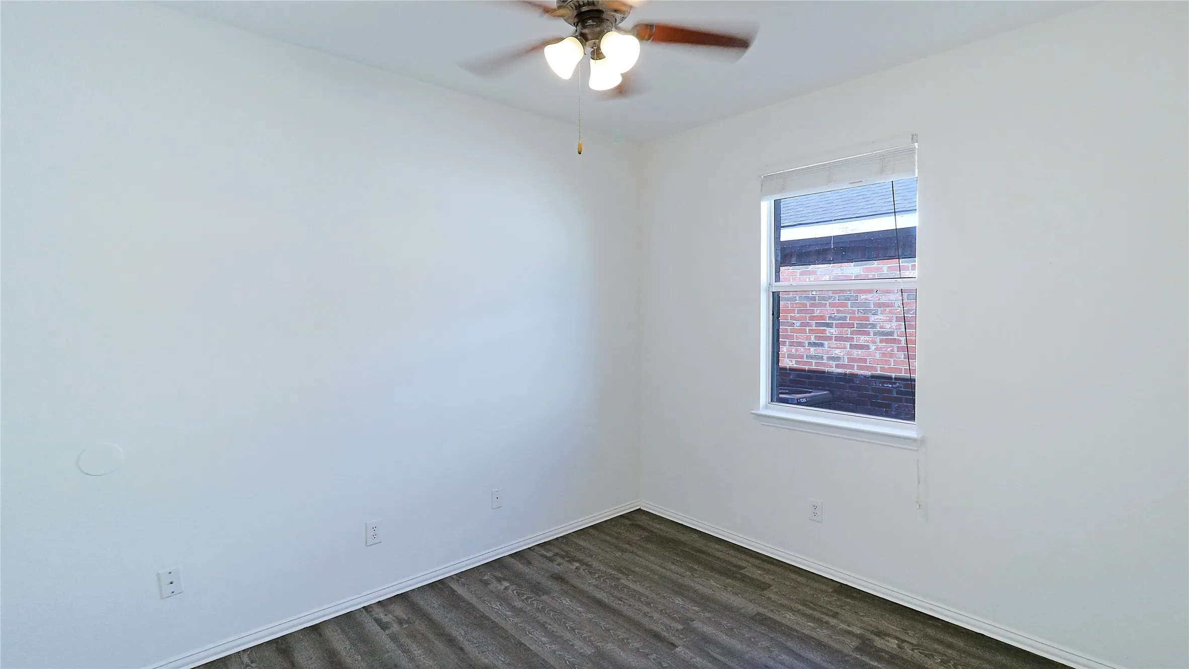 Single Family Residence For Sale in Denton County , 14620 Little Anne Drive, Little Elm, Texas 75068, 3 Bedroom, 2 Bathroom, 2 Garage spaces, 1,962 Sqft, built in 2003, mls#21389003, Real Estate Agent in Little Elm, Homes For Sale in Denton county, Homes For Sale in Little Elm, Realtor in Little Elm Texas, Real Estate Brokerage Independent Realty Texas, Luminita Cordes Realtor