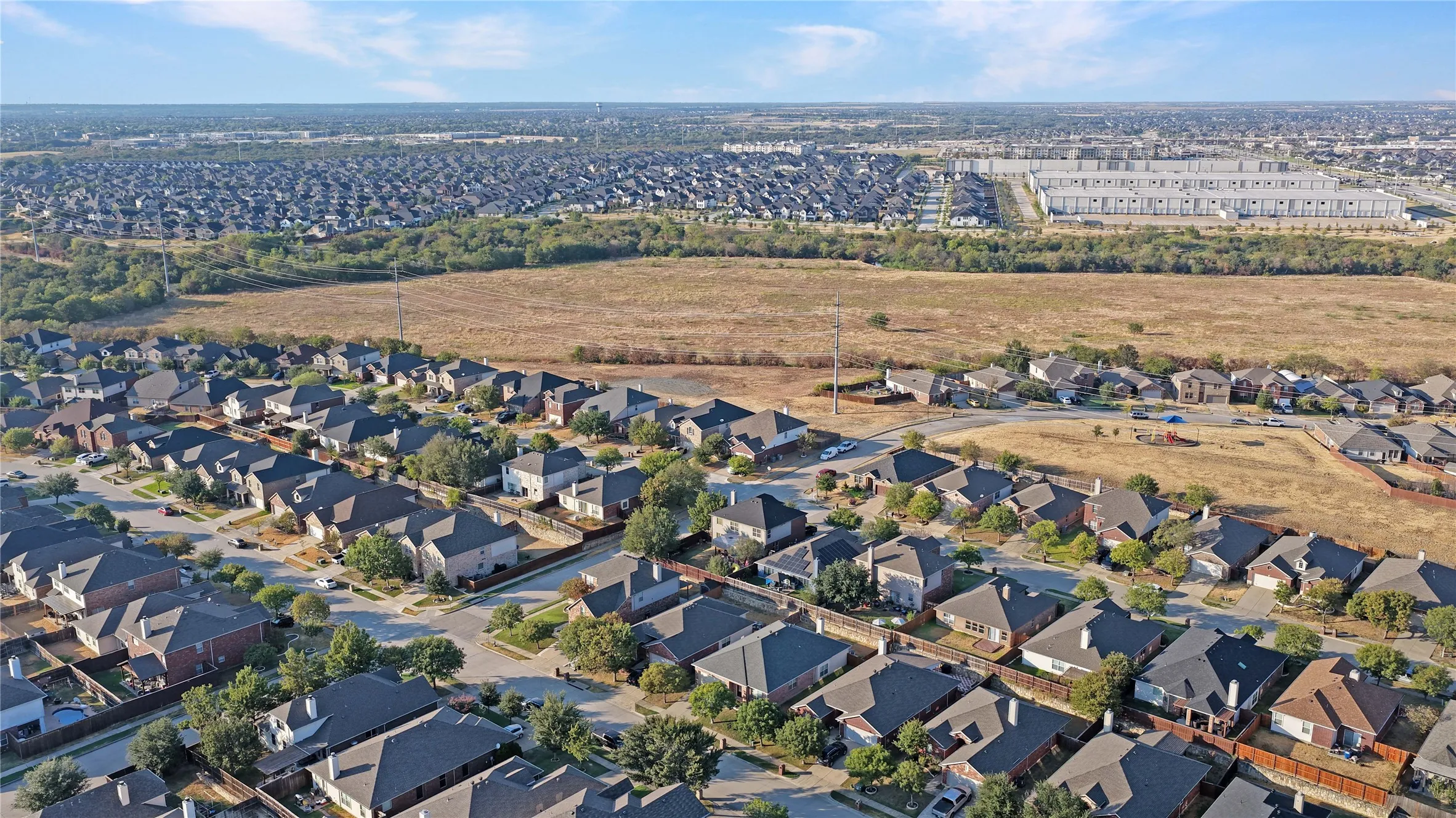 Single Family Residence For Sale in Denton County , 14620 Little Anne Drive, Little Elm, Texas 75068, 3 Bedroom, 2 Bathroom, 2 Garage spaces, 1,962 Sqft, built in 2003, mls#21389003, Real Estate Agent in Little Elm, Homes For Sale in Denton county, Homes For Sale in Little Elm, Realtor in Little Elm Texas, Real Estate Brokerage Independent Realty Texas, Luminita Cordes Realtor