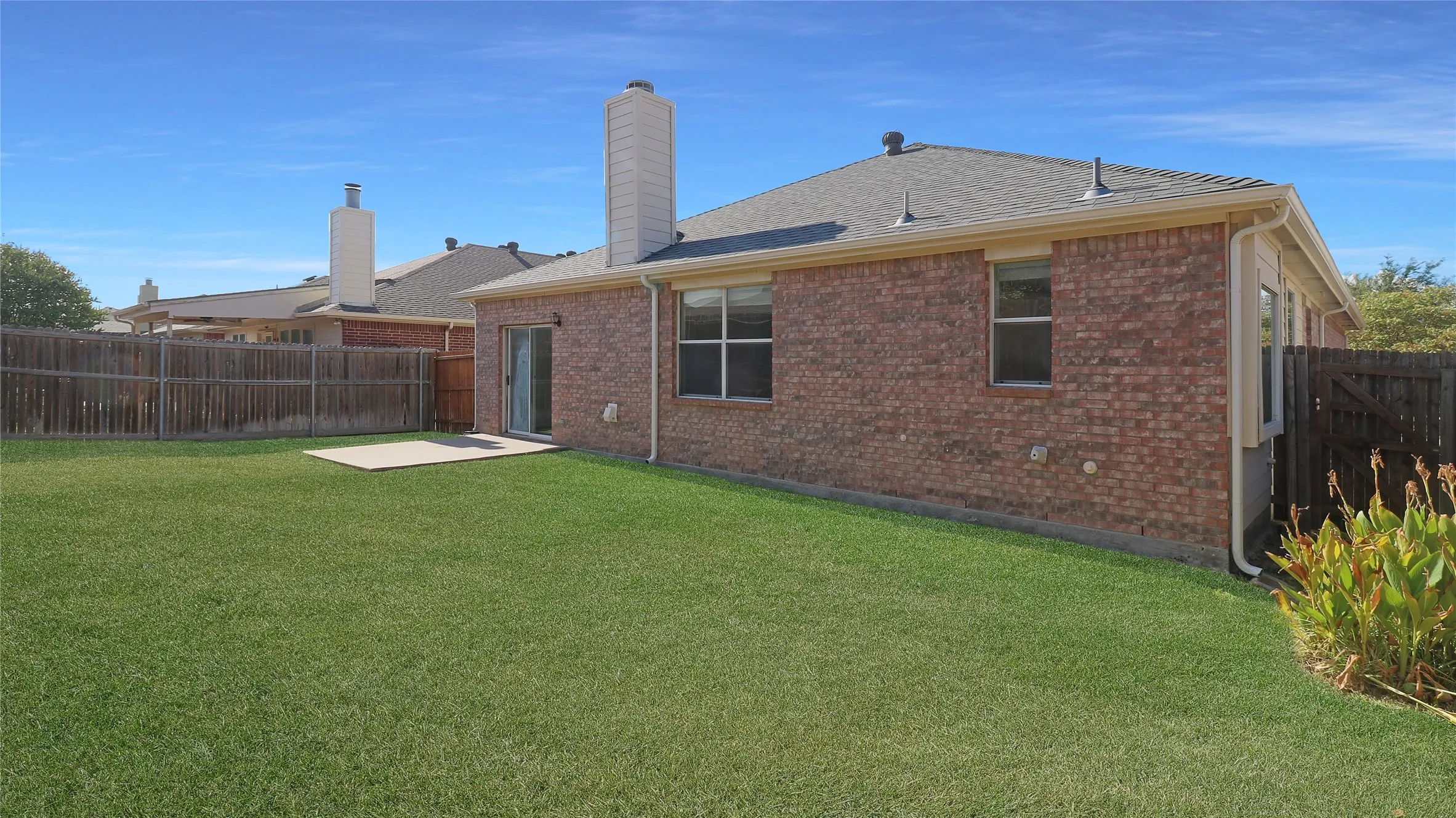 Single Family Residence For Sale in Denton County , 14620 Little Anne Drive, Little Elm, Texas 75068, 3 Bedroom, 2 Bathroom, 2 Garage spaces, 1,962 Sqft, built in 2003, mls#21389003, Real Estate Agent in Little Elm, Homes For Sale in Denton county, Homes For Sale in Little Elm, Realtor in Little Elm Texas, Real Estate Brokerage Independent Realty Texas, Luminita Cordes Realtor