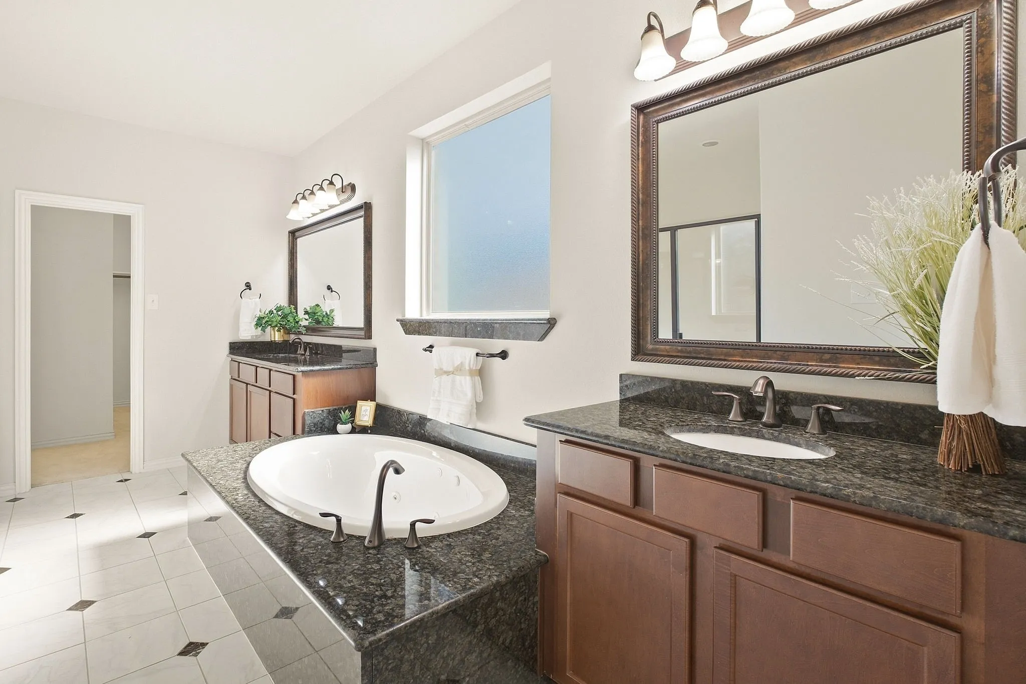 Single Family Residence For Sale in Collin County , 4405 Citabria Drive, Mc Kinney, Texas 75072, 5 Bedroom, 4 Bathroom, 3 Garage spaces, 4,162 Sqft, built in 2012, mls#21387417, Real Estate Agent in Mc Kinney, Homes For Sale in Collin county, Homes For Sale in Mc Kinney, Realtor in Mc Kinney Texas, Real Estate Brokerage Independent Realty Texas, Luminita Cordes Realtor