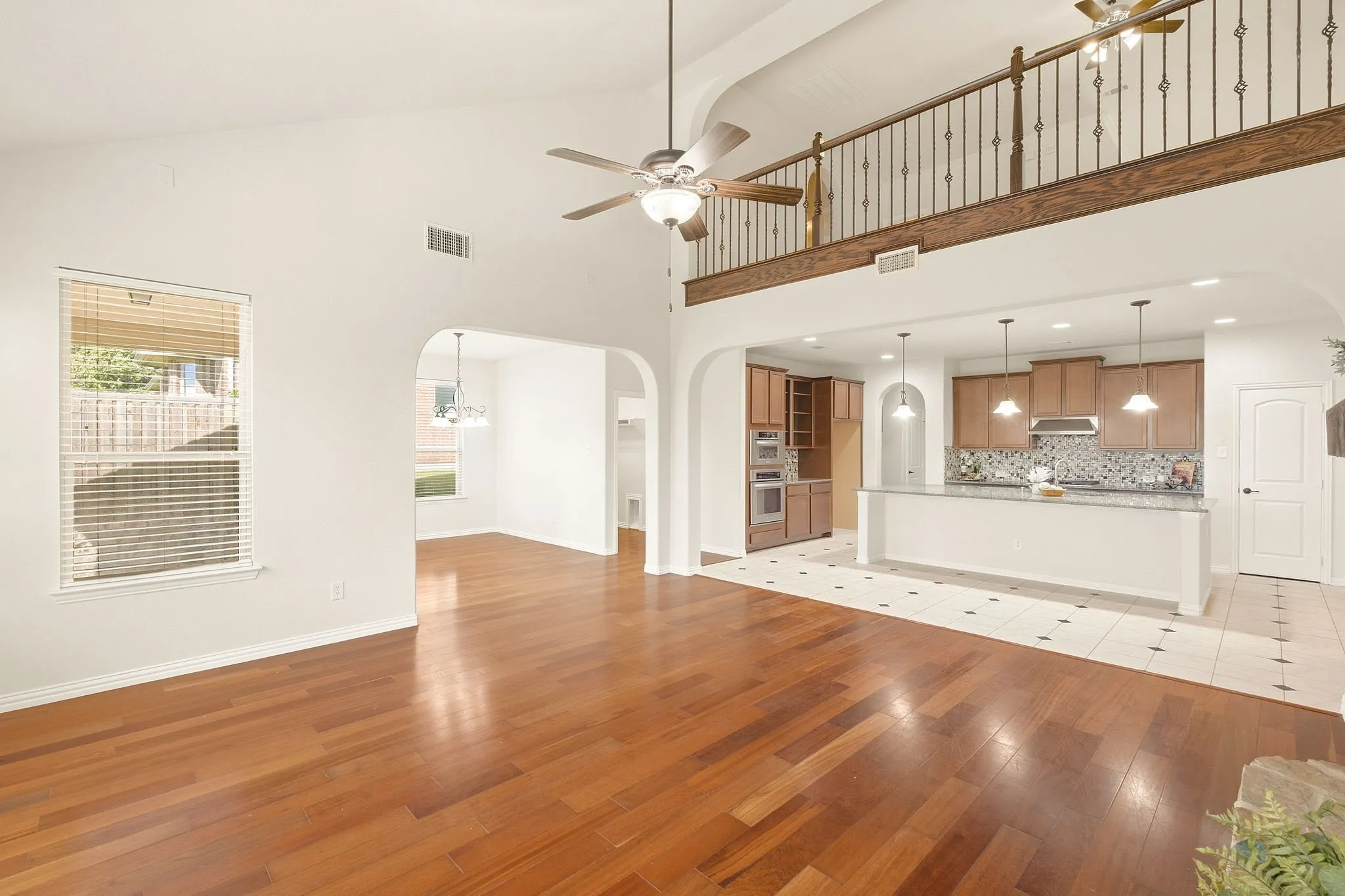 Single Family Residence For Sale in Collin County , 4405 Citabria Drive, Mc Kinney, Texas 75072, 5 Bedroom, 4 Bathroom, 3 Garage spaces, 4,162 Sqft, built in 2012, mls#21387417, Real Estate Agent in Mc Kinney, Homes For Sale in Collin county, Homes For Sale in Mc Kinney, Realtor in Mc Kinney Texas, Real Estate Brokerage Independent Realty Texas, Luminita Cordes Realtor