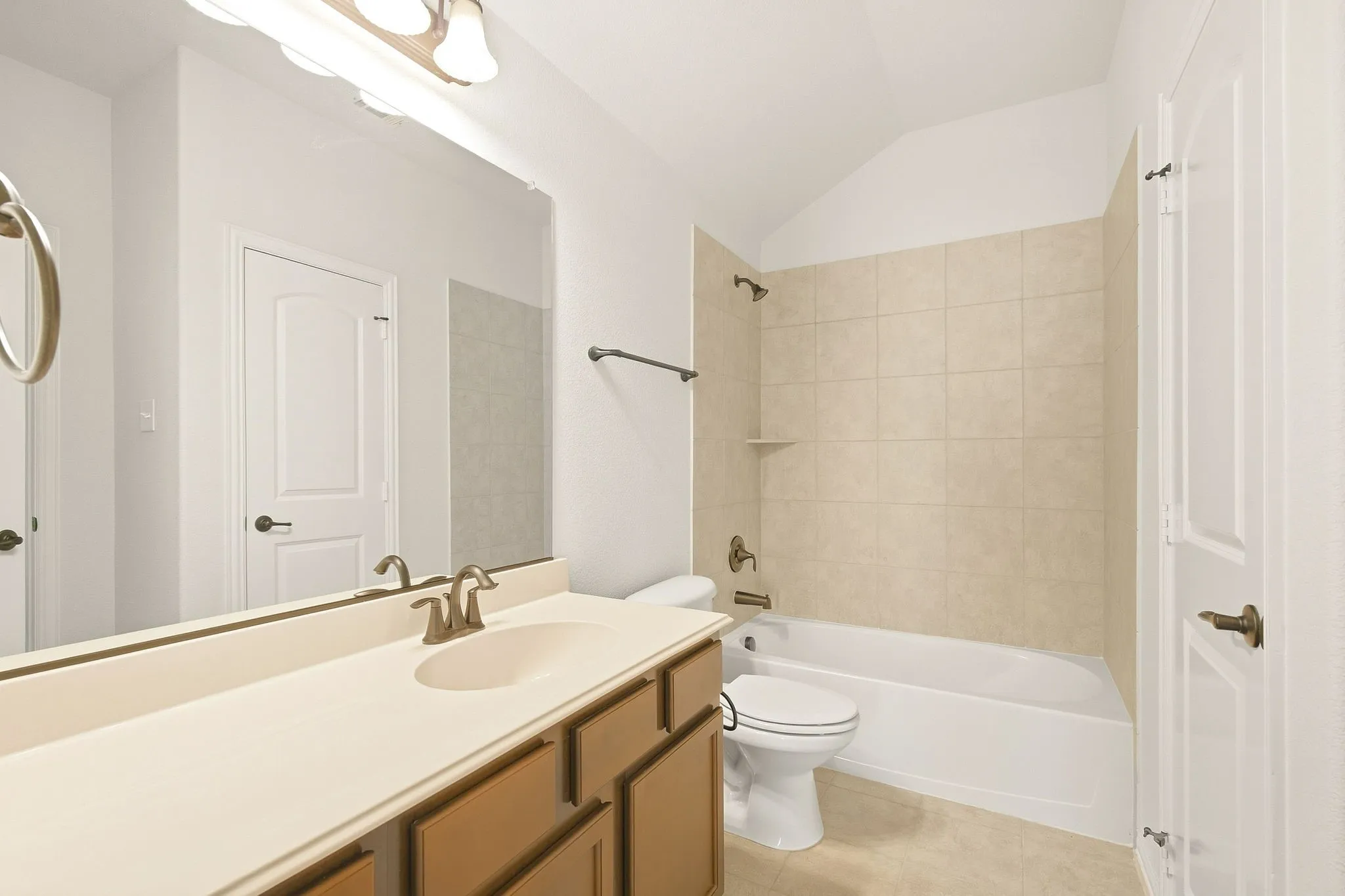 Single Family Residence For Sale in Collin County , 4405 Citabria Drive, Mc Kinney, Texas 75072, 5 Bedroom, 4 Bathroom, 3 Garage spaces, 4,162 Sqft, built in 2012, mls#21387417, Real Estate Agent in Mc Kinney, Homes For Sale in Collin county, Homes For Sale in Mc Kinney, Realtor in Mc Kinney Texas, Real Estate Brokerage Independent Realty Texas, Luminita Cordes Realtor