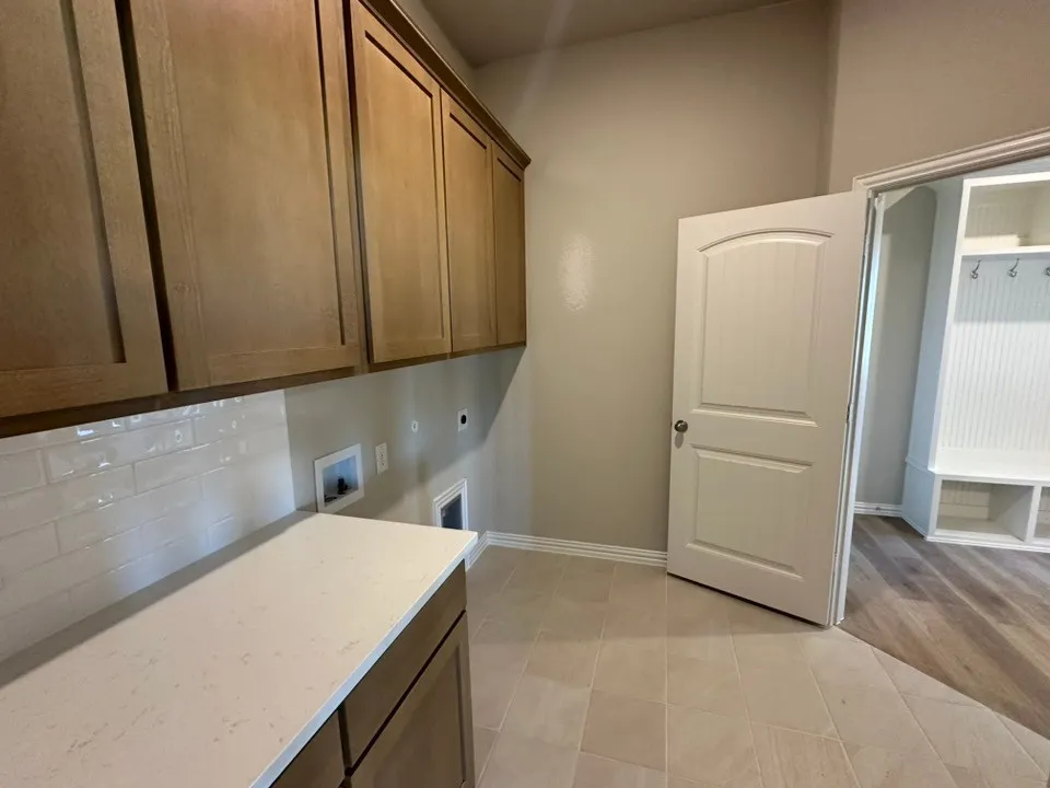 Single Family Residence For Sale in Cooke County , 180 Aurora Avenue, Valley View, Texas 76272, 4 Bedroom, 3 Bathroom, 2 Garage spaces, 2,686 Sqft, built in 2026, mls#21389008, Real Estate Agent in Valley View, Homes For Sale in Cooke county, Homes For Sale in Valley View, Realtor in Valley View Texas, Real Estate Brokerage Independent Realty Texas, Luminita Cordes Realtor